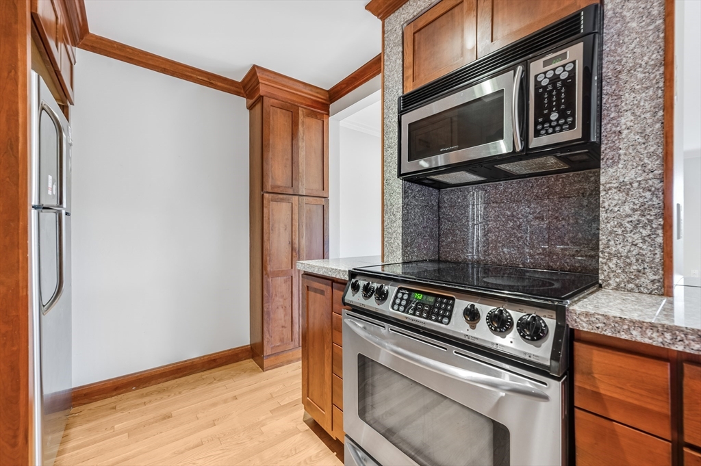 212 Humphrey Street # 205