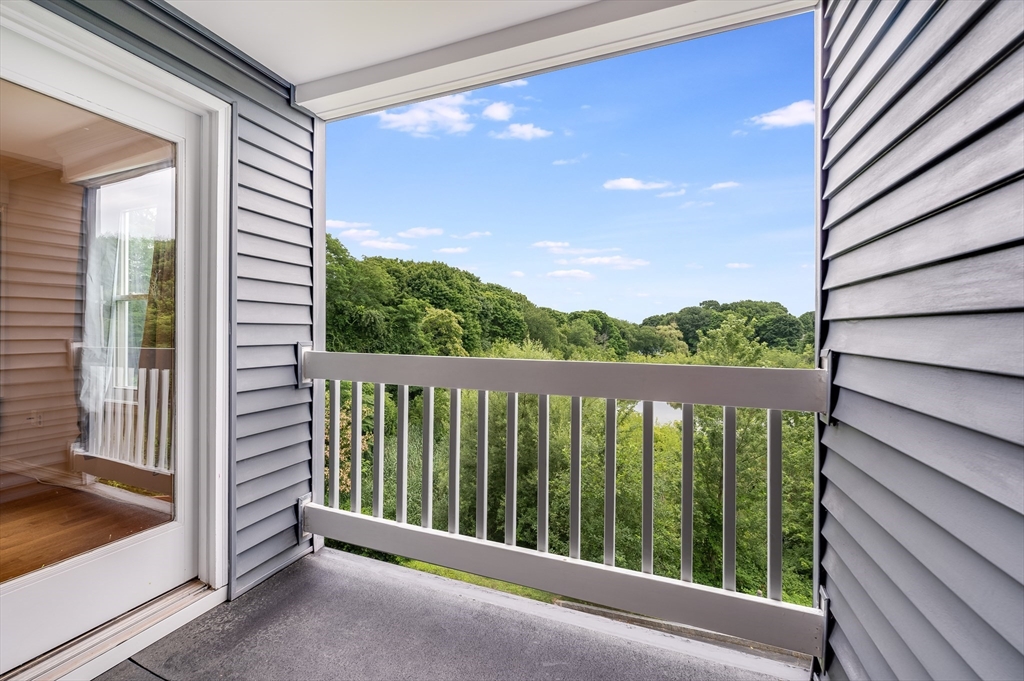 212 Humphrey Street # 205