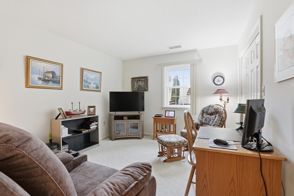 11 Weatherly Dr # 11