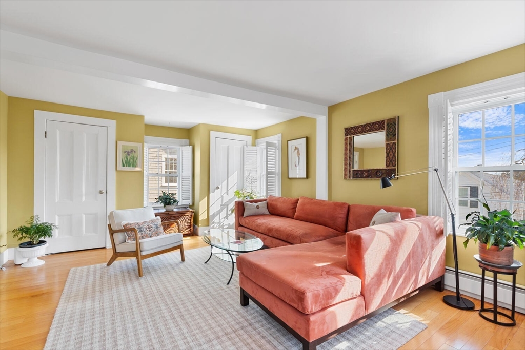 13 Linden Street # 2