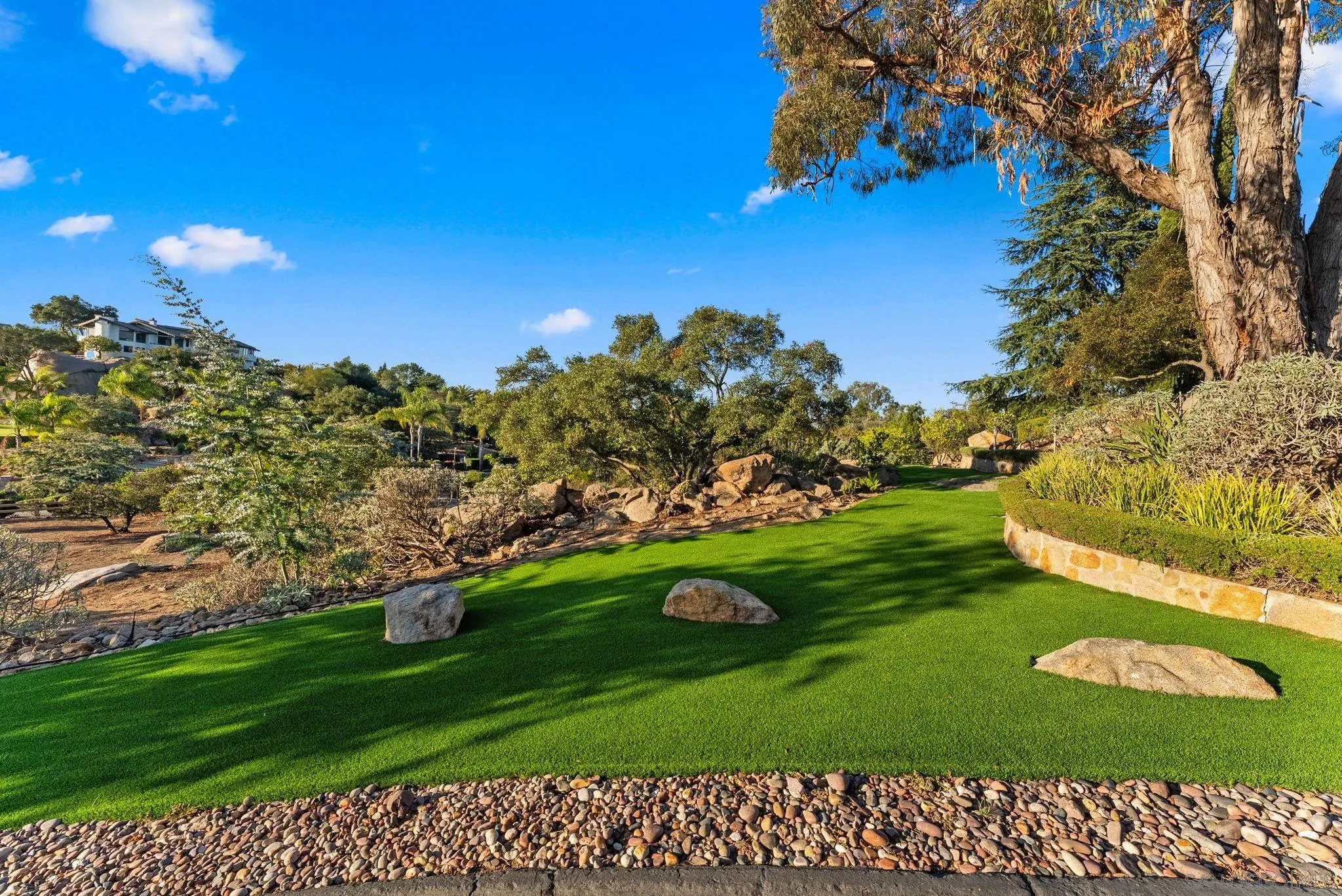 29059 Meadow Glen Way W