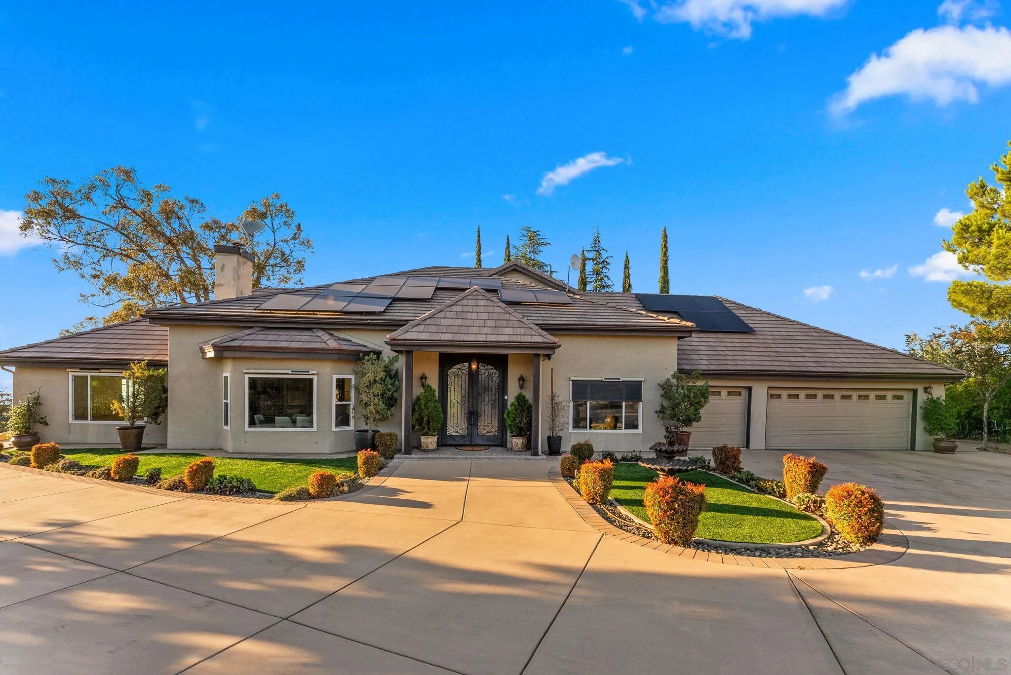 29059 Meadow Glen Way W