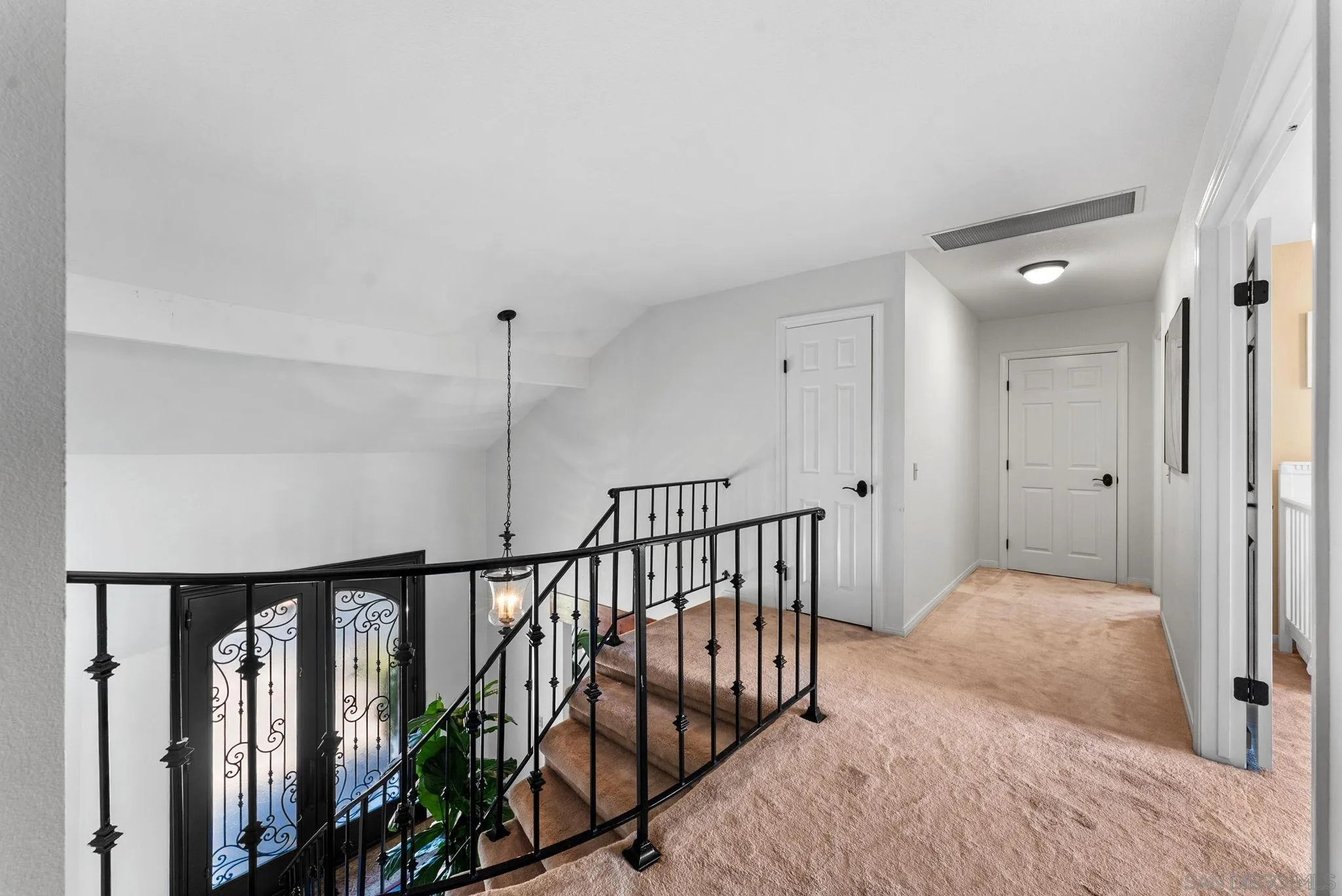 29059 Meadow Glen Way W