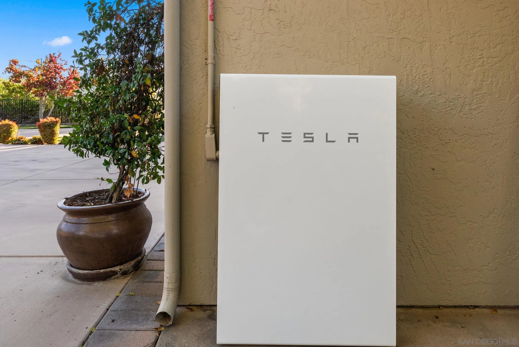 29059 Meadow Glen Way W