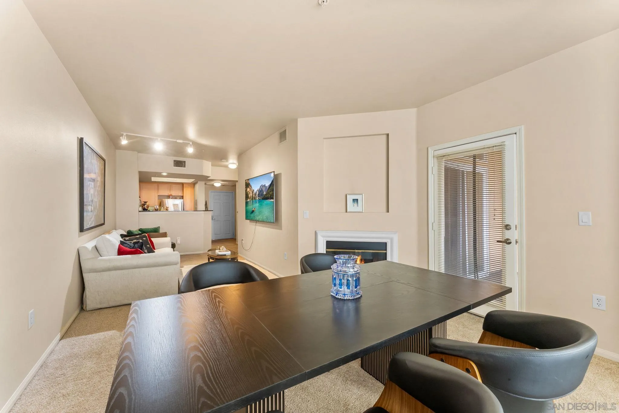 2400 5th Ave Unit 104