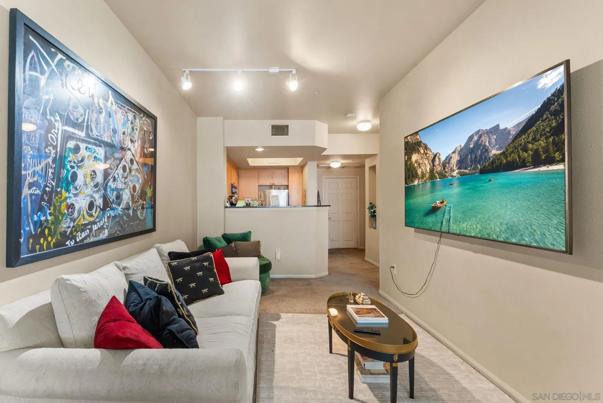 2400 5th Ave Unit 104