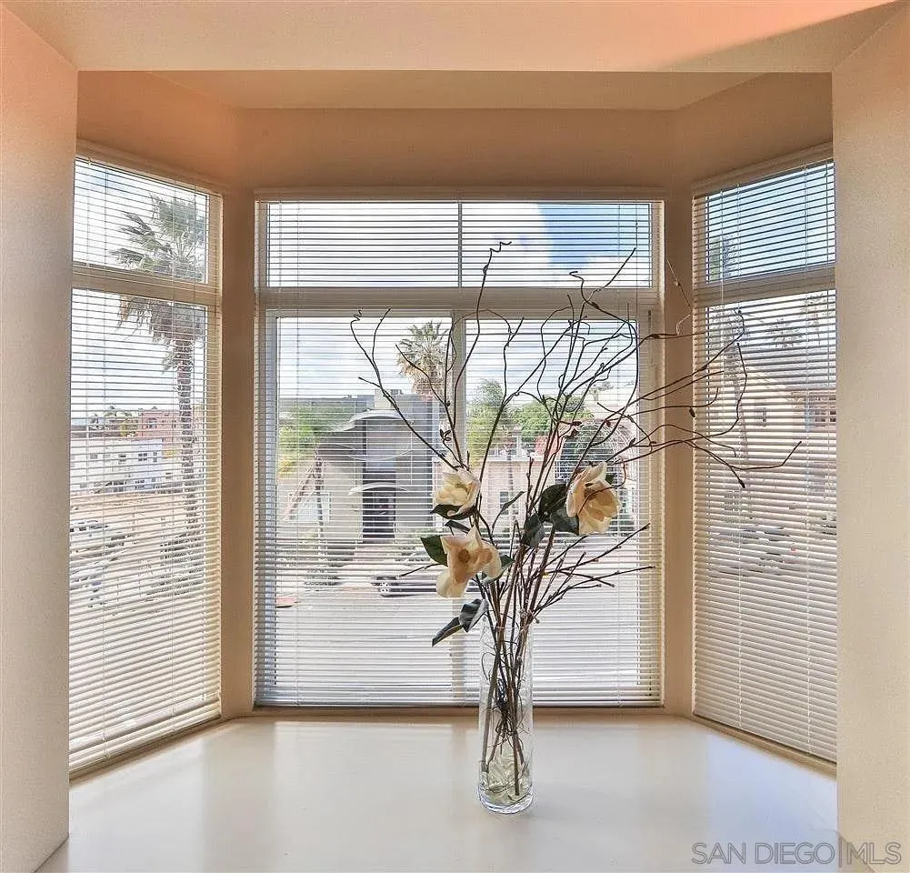 2400 5th Ave Unit 104