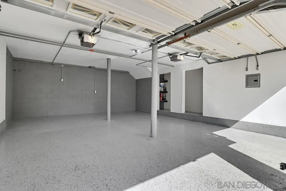 5516 Caminito Roberto