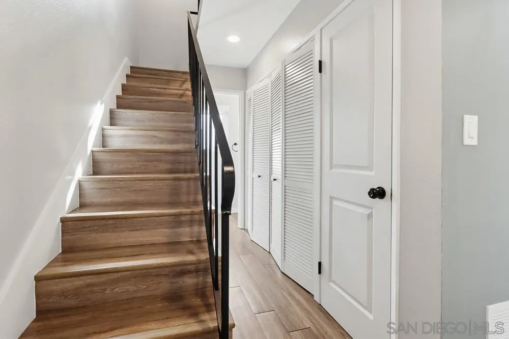 5516 Caminito Roberto