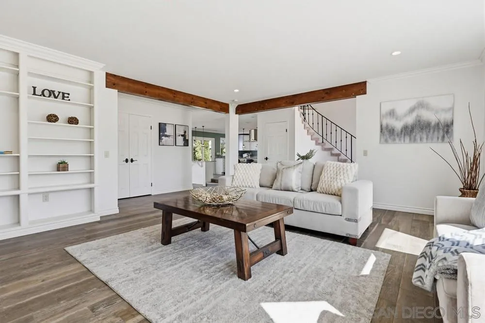 29059 Meadow Glen Wy West