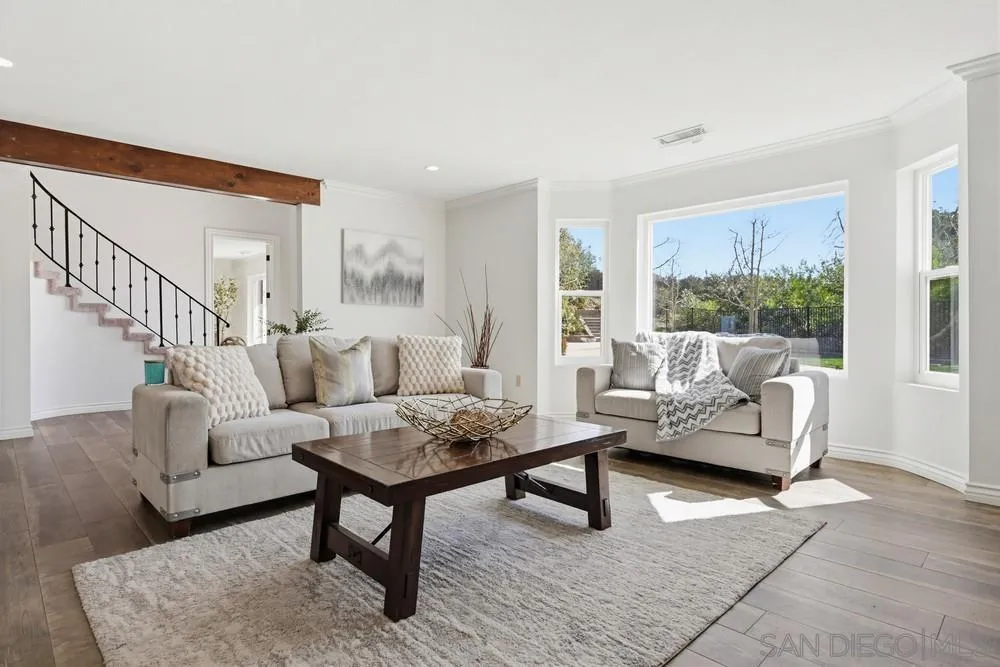29059 Meadow Glen Wy West