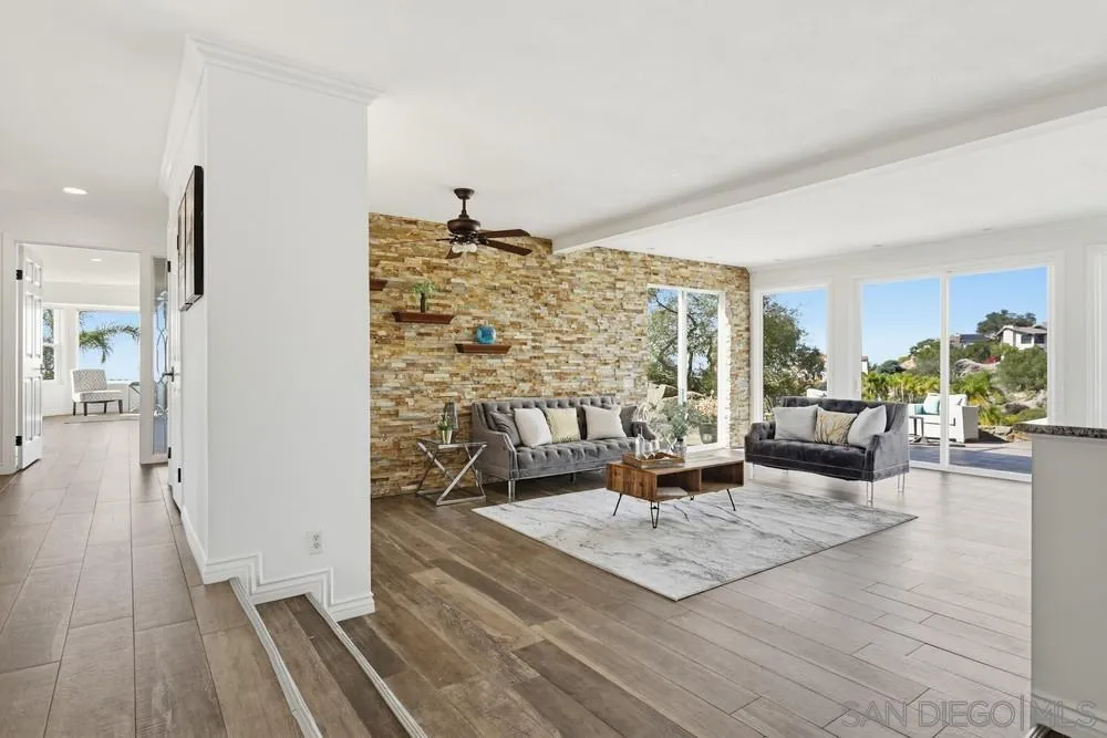 29059 Meadow Glen Wy West
