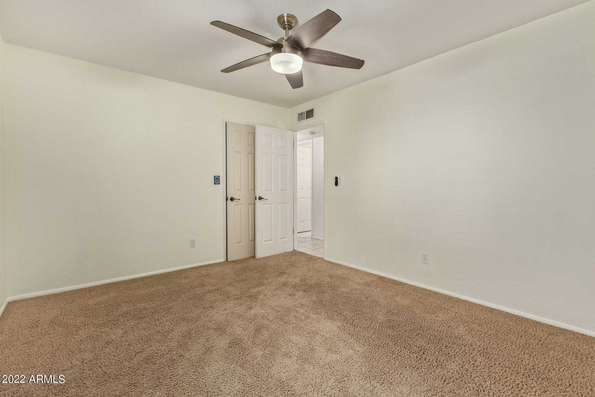 3247 E CORRINE Drive