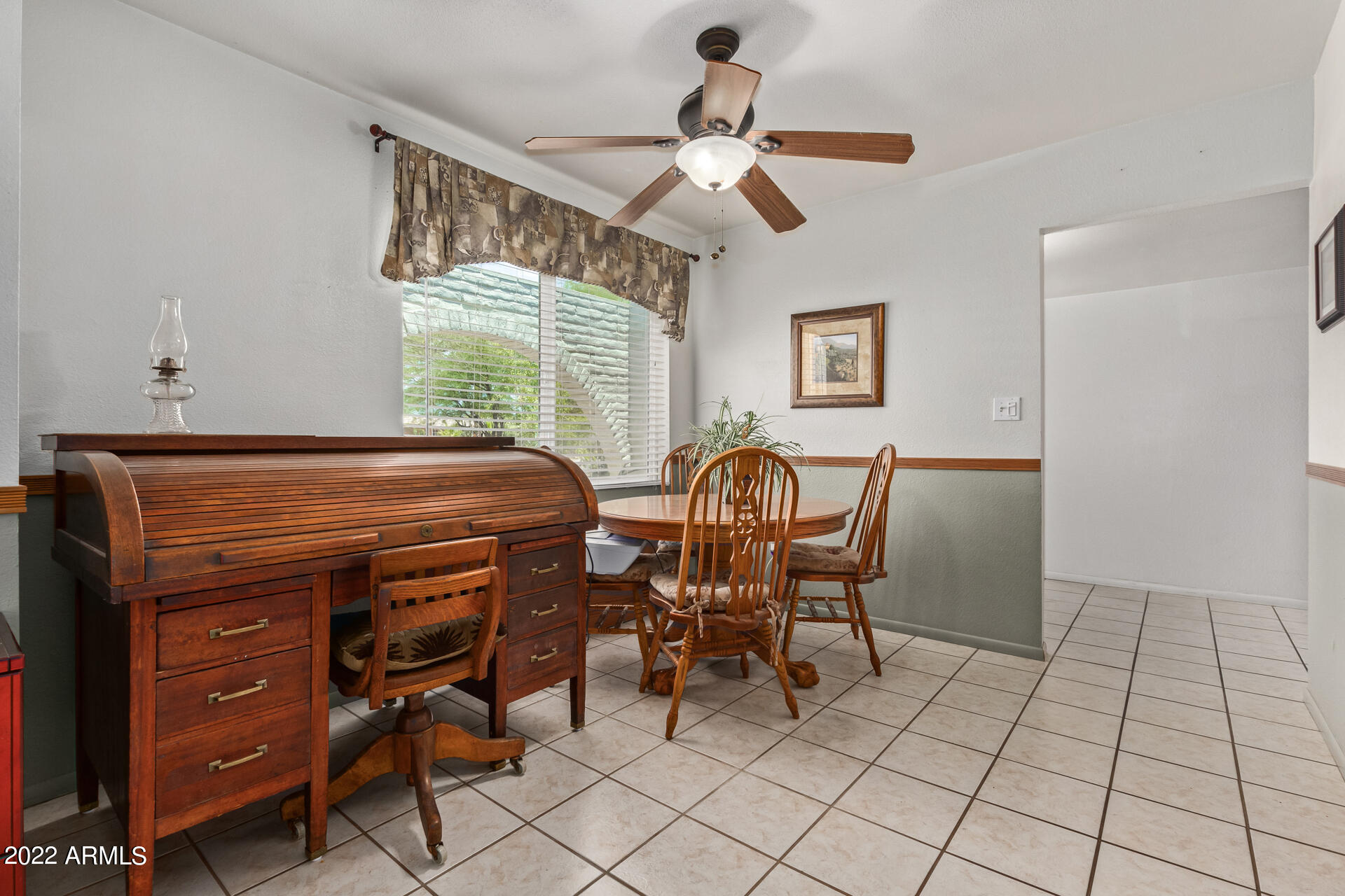 3247 E CORRINE Drive