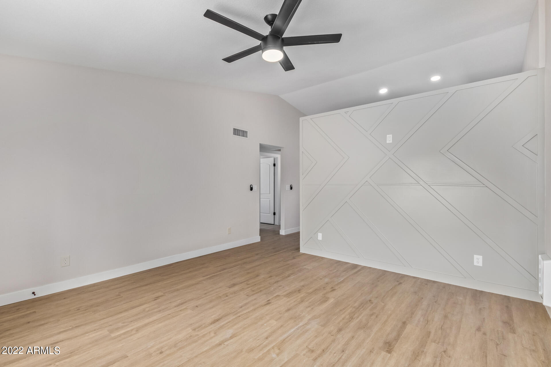5135 E EVERGREEN Street # 1229