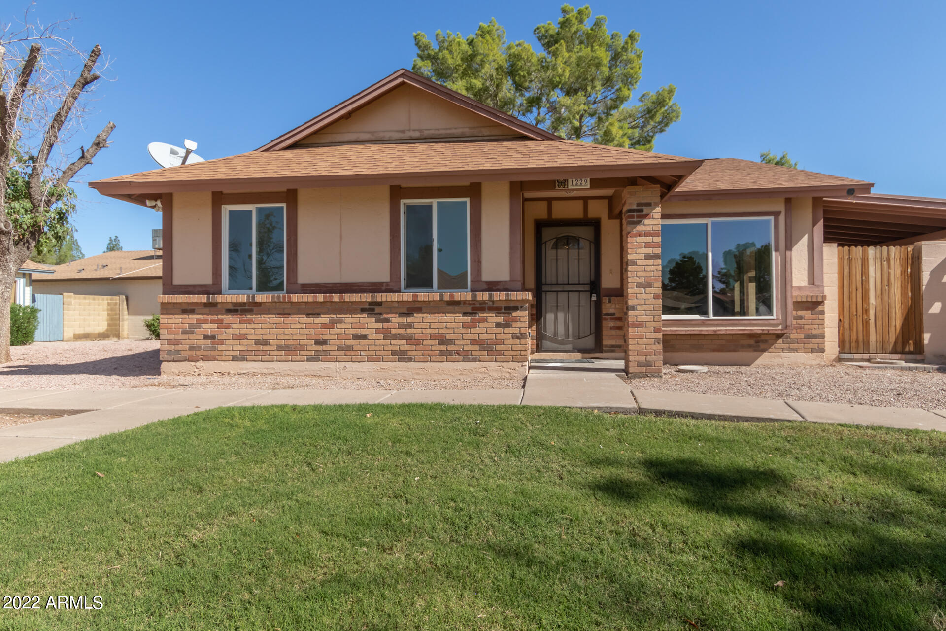 5135 E EVERGREEN Street # 1229