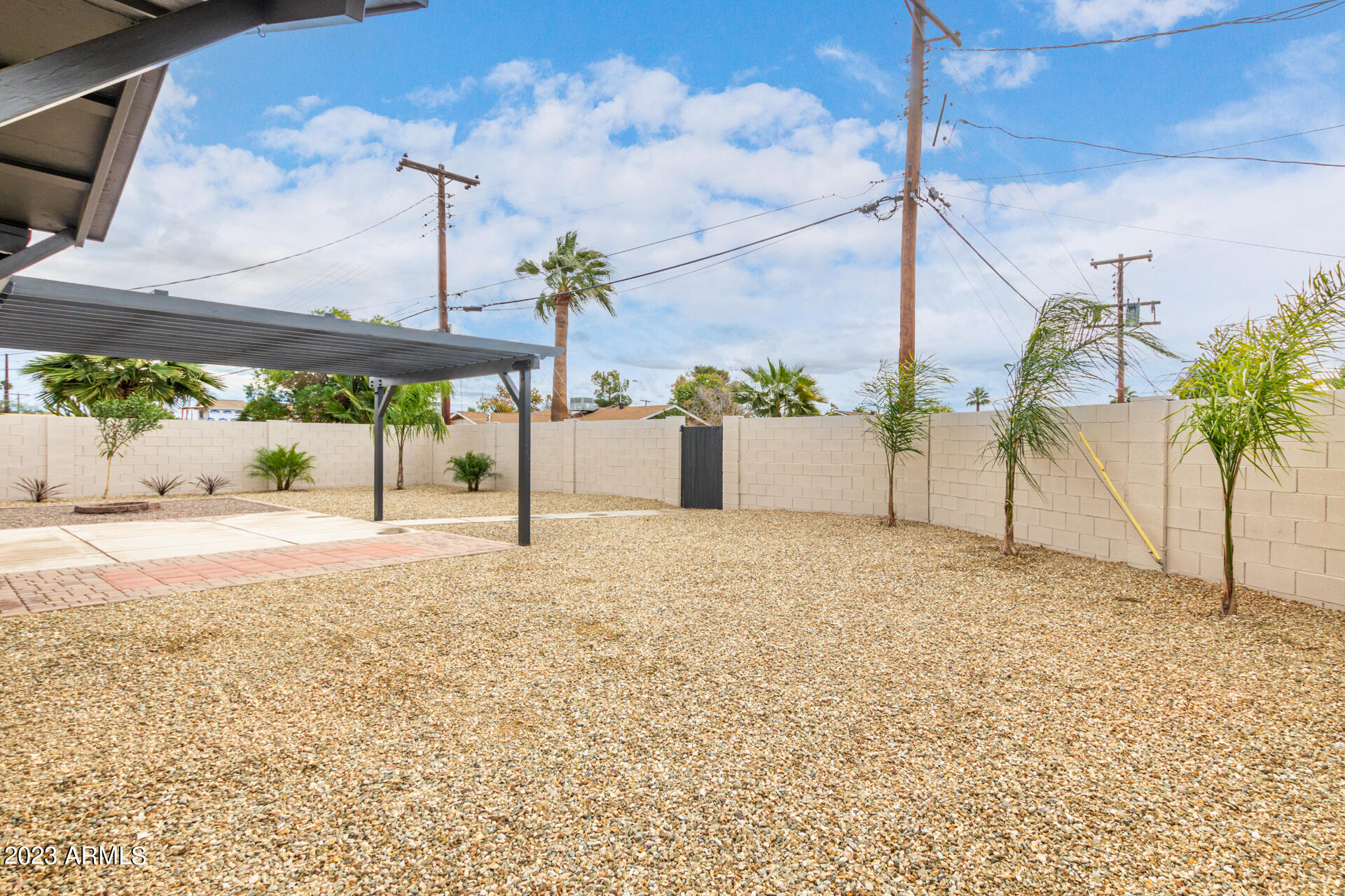 8609 E VIRGINIA Avenue