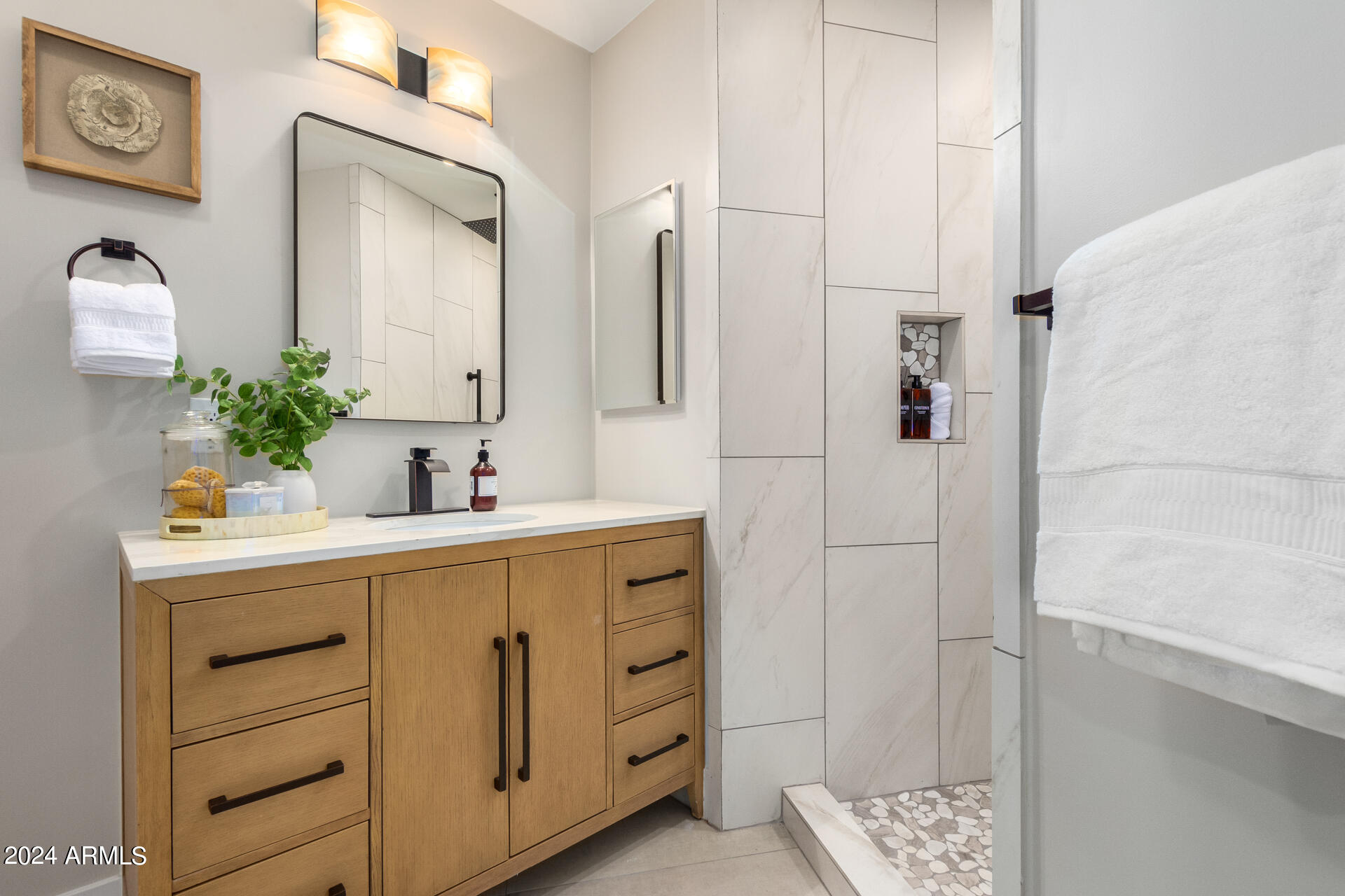 1101 W FAIRWAY Drive