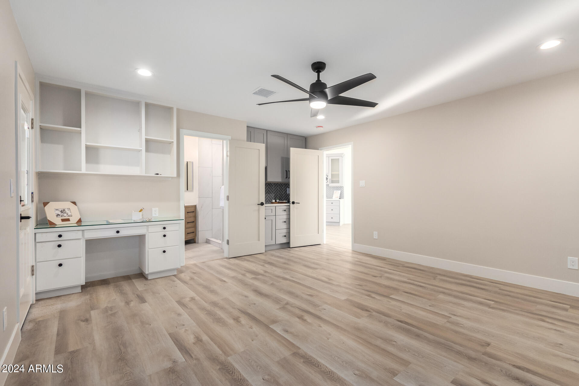 1101 W FAIRWAY Drive