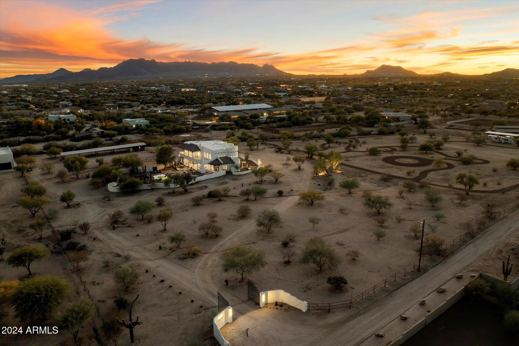 14511 E WINDSTONE Trail