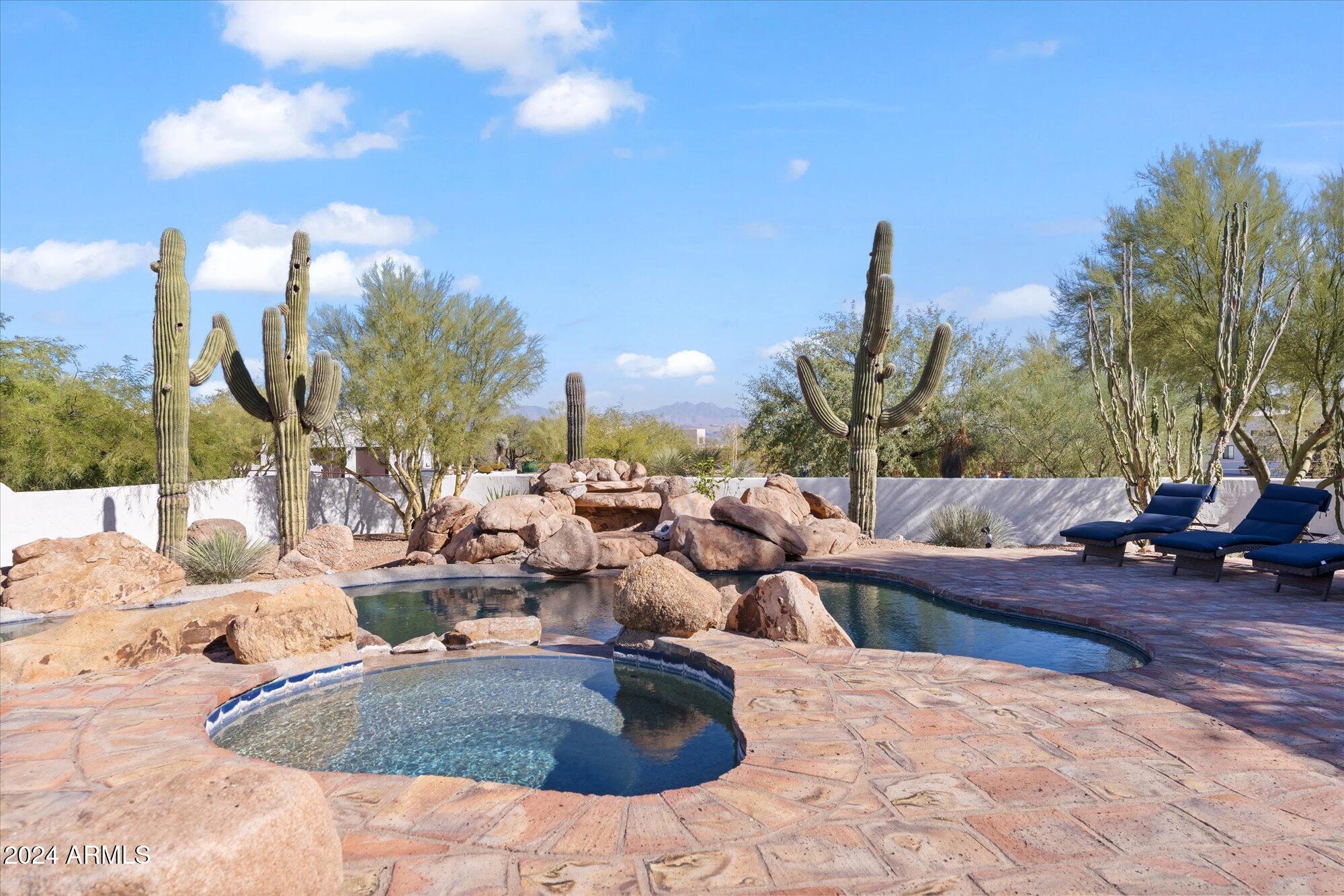 14511 E WINDSTONE Trail