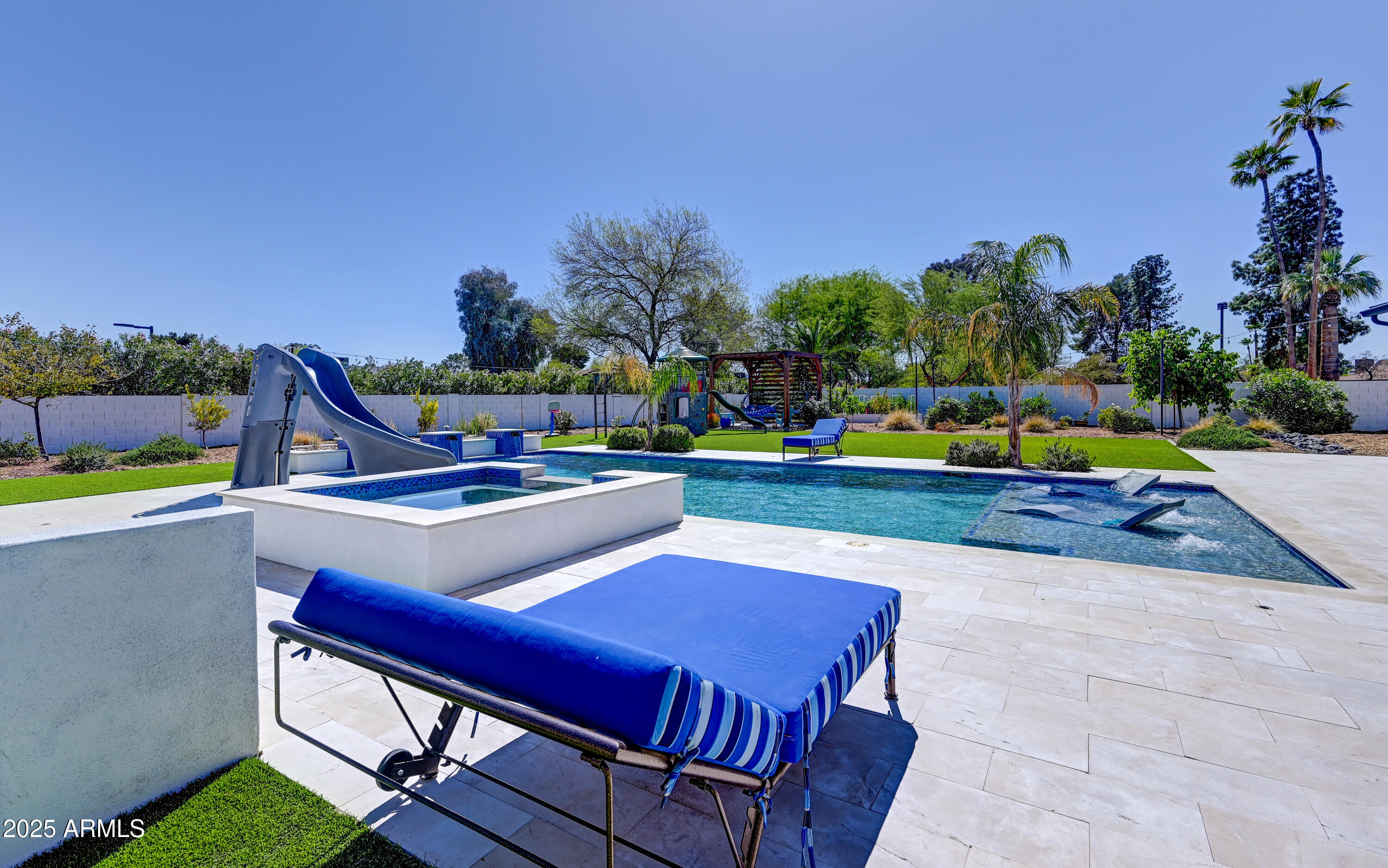 6037 E CHARTER OAK Road