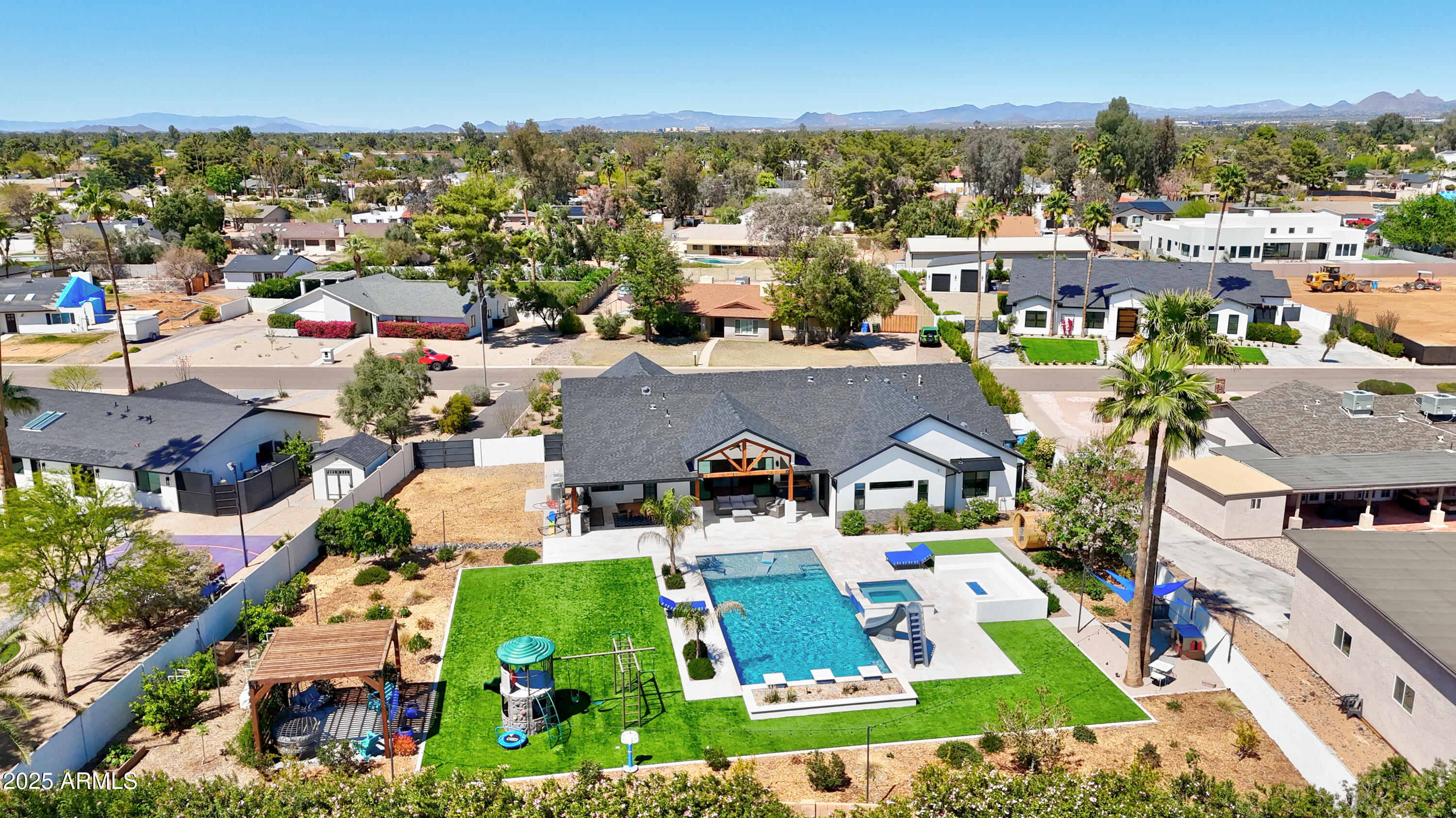 6037 E CHARTER OAK Road