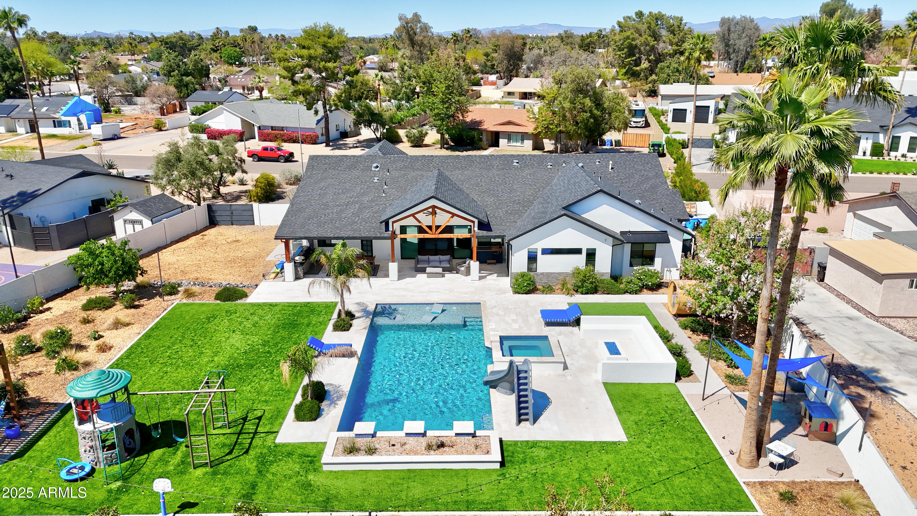 6037 E CHARTER OAK Road