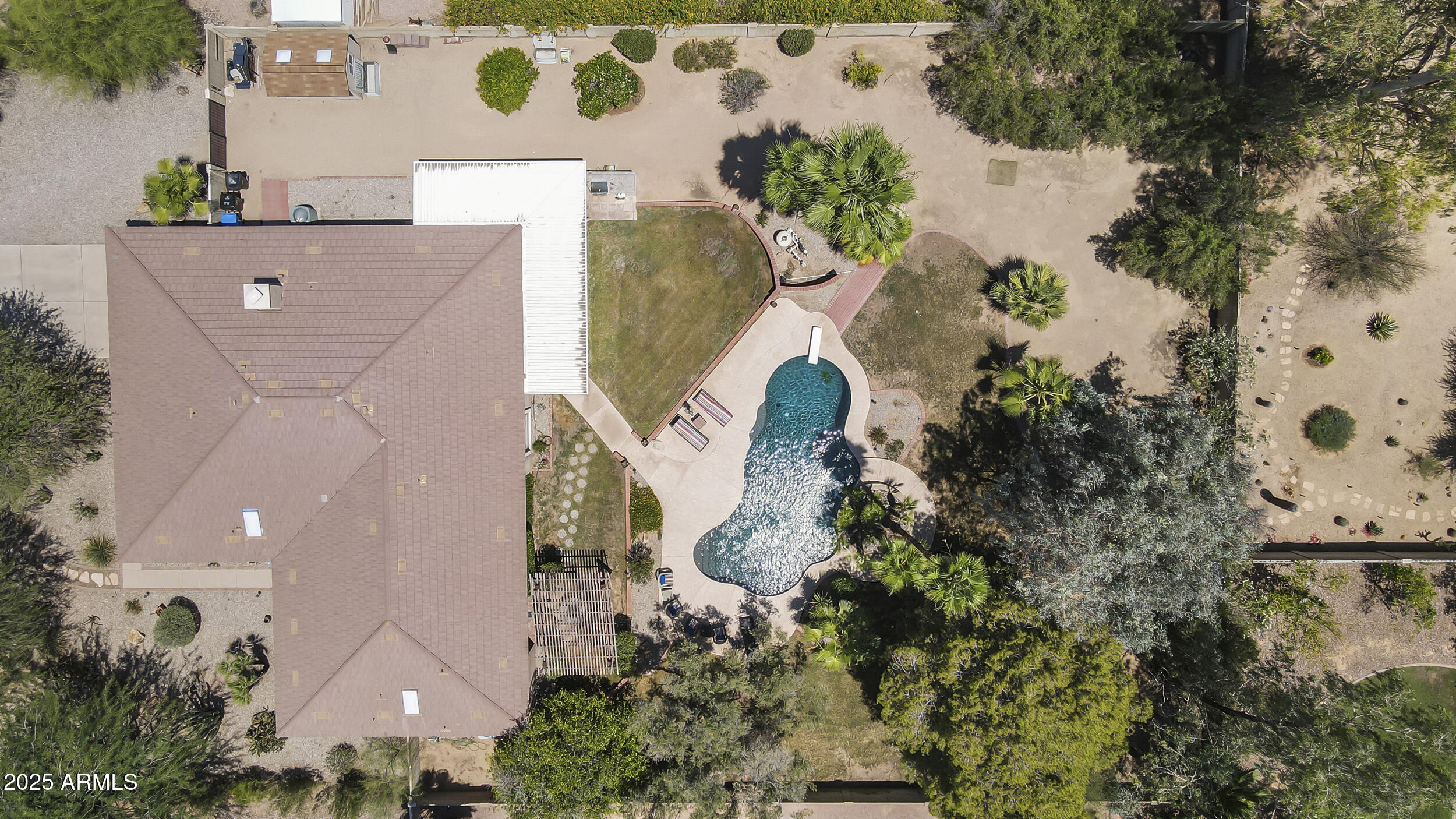 4901 E SUNNYSIDE Drive
