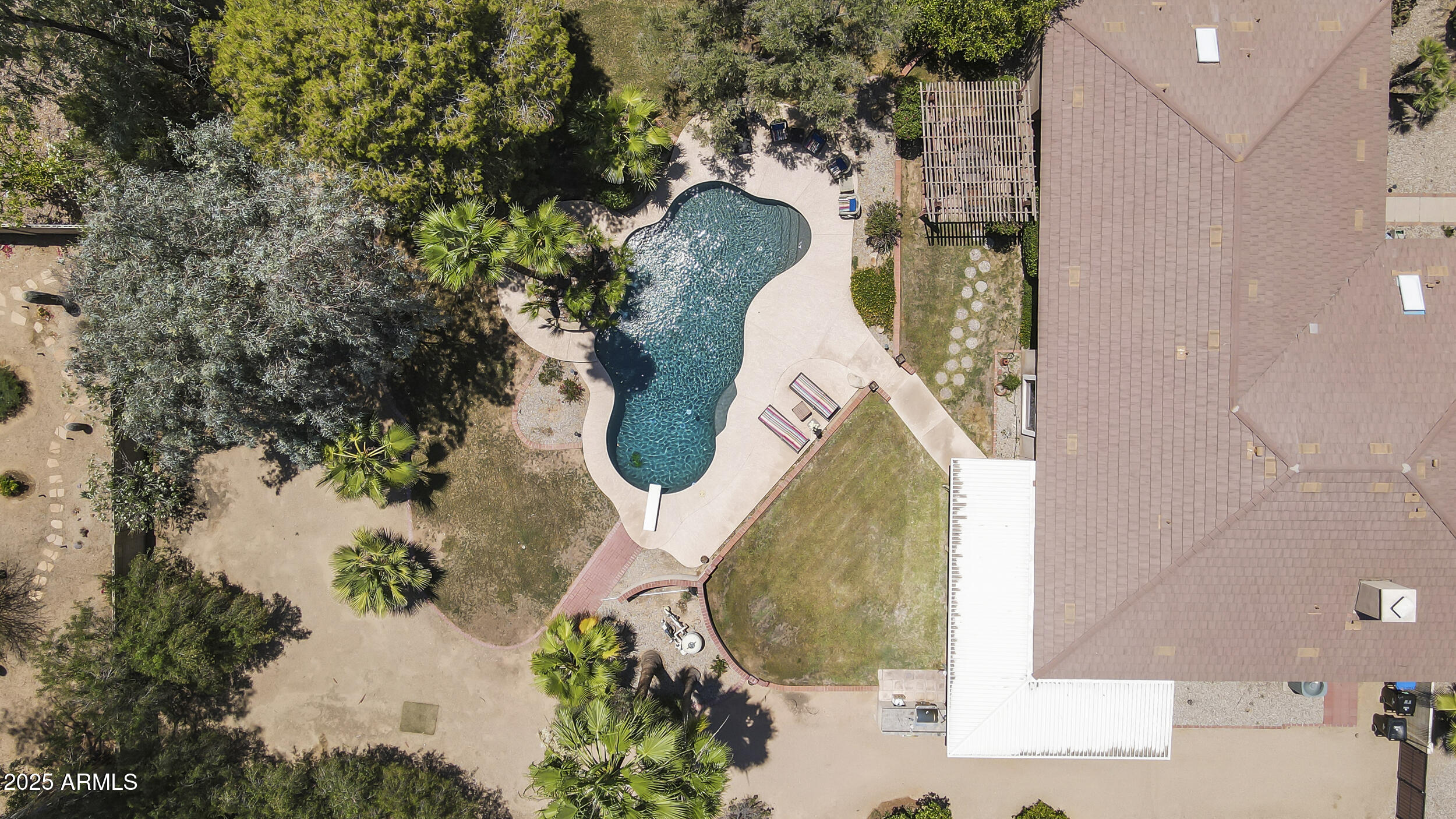 4901 E SUNNYSIDE Drive