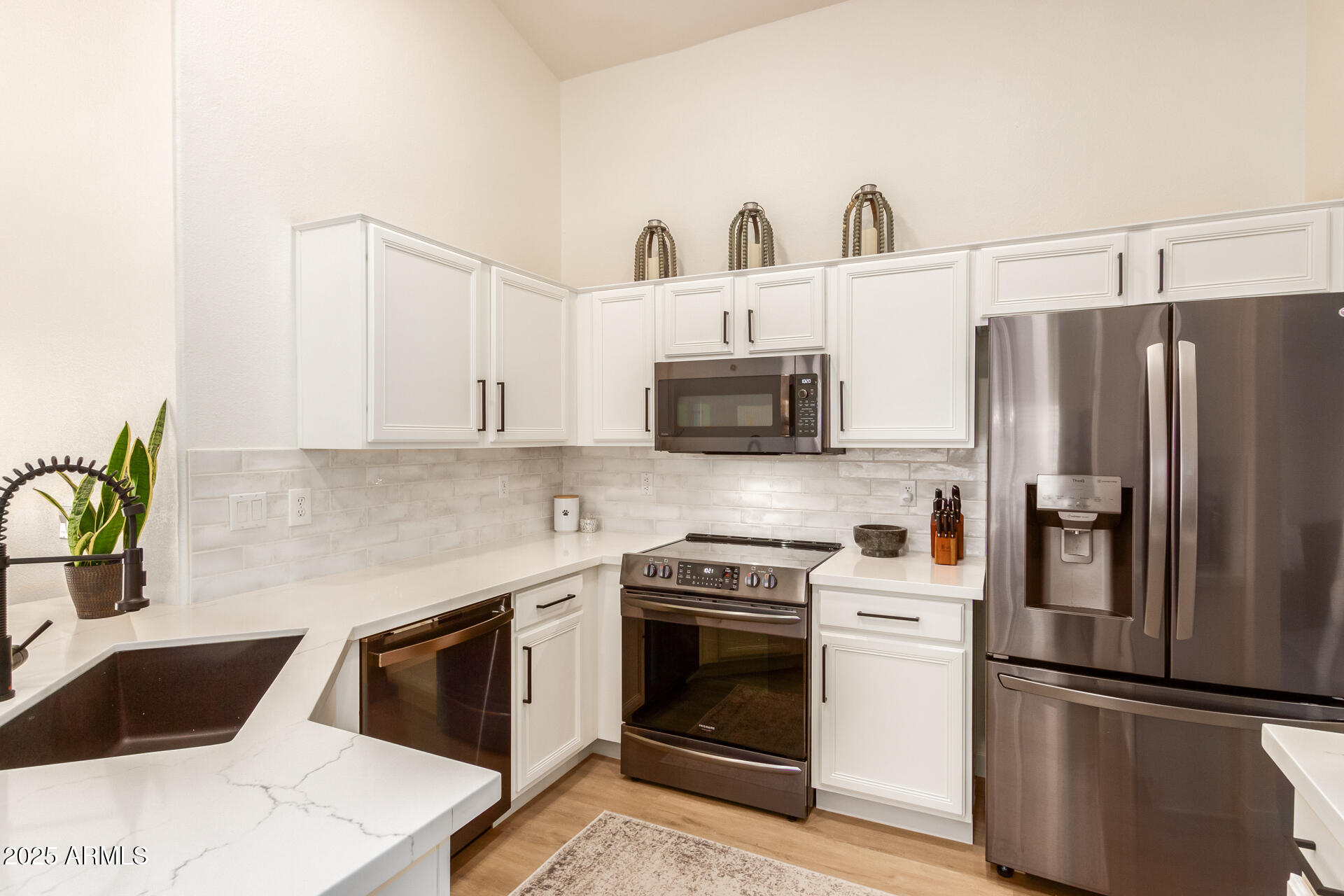 26253 N 43RD Place