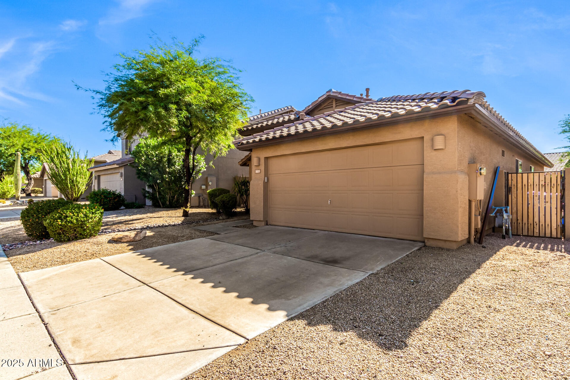 26253 N 43RD Place