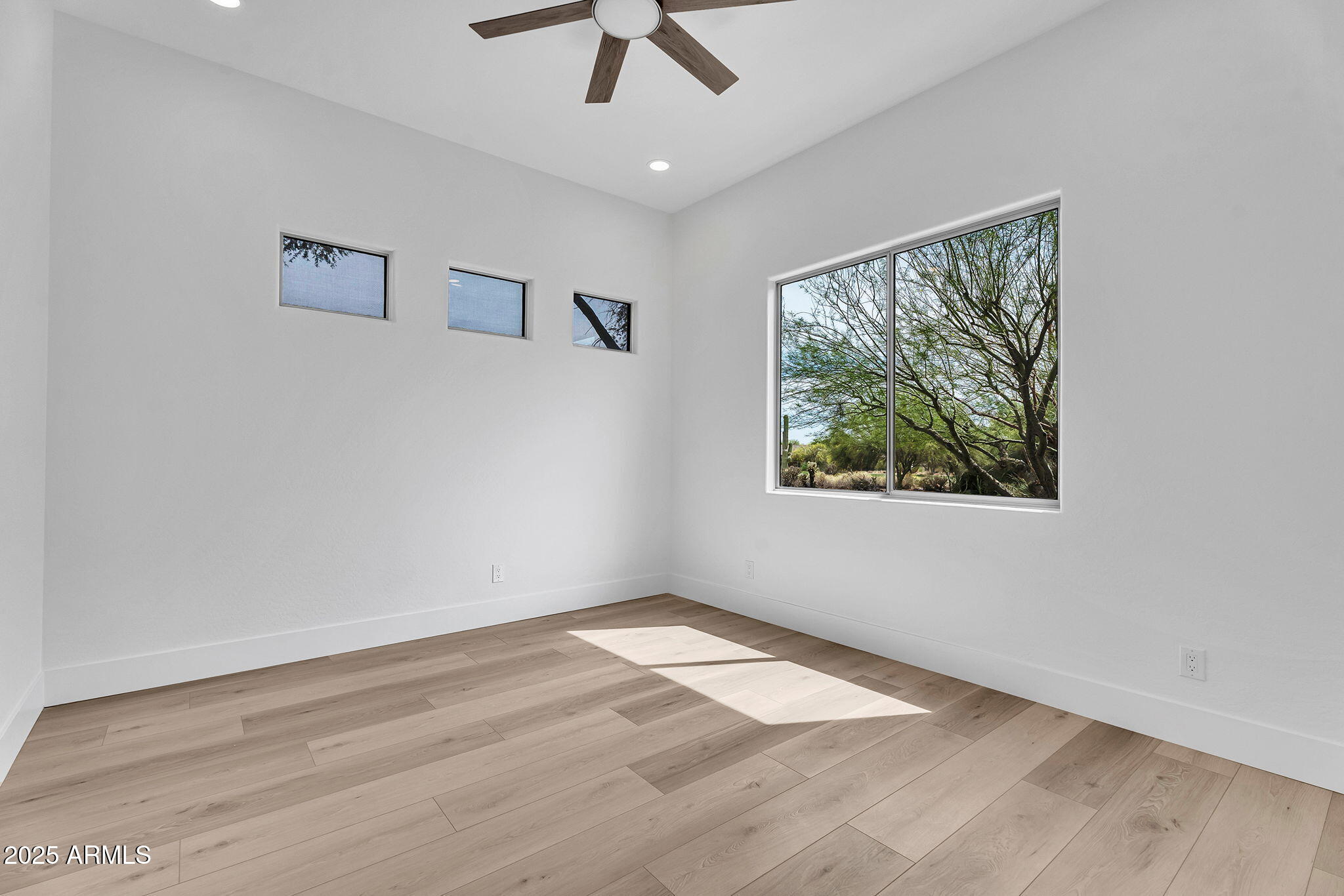6184 E DUSTY COYOTE Circle