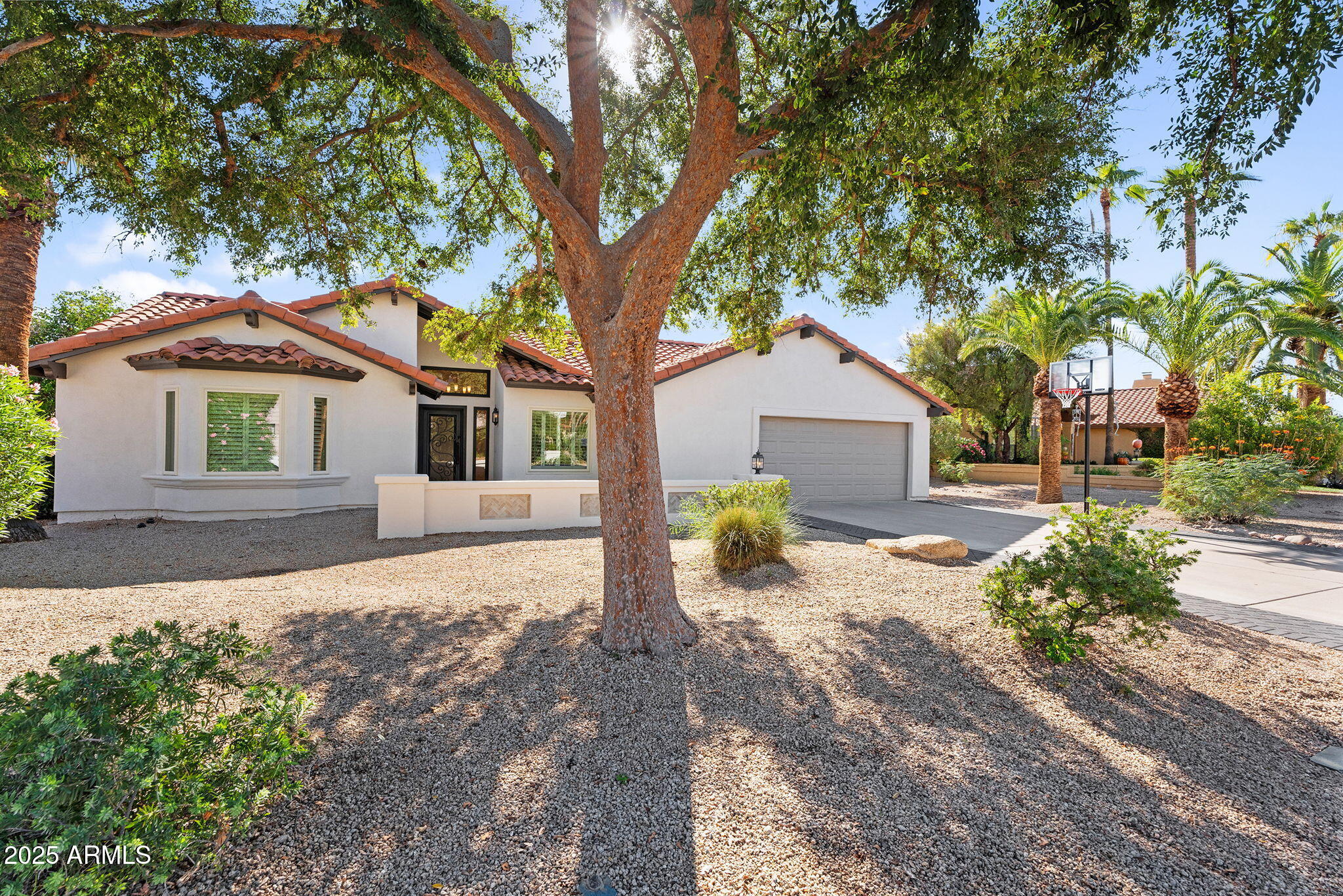 7655 E WINDROSE Drive