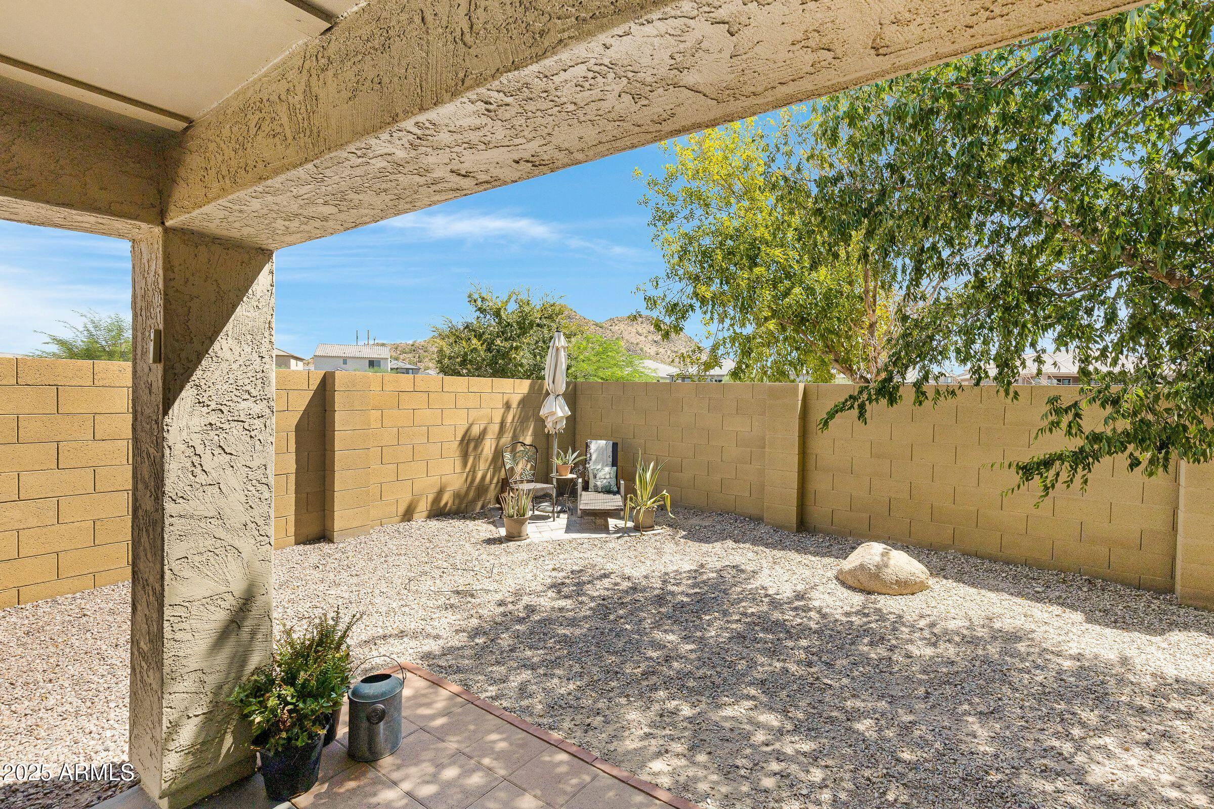1995 W Kristina Avenue