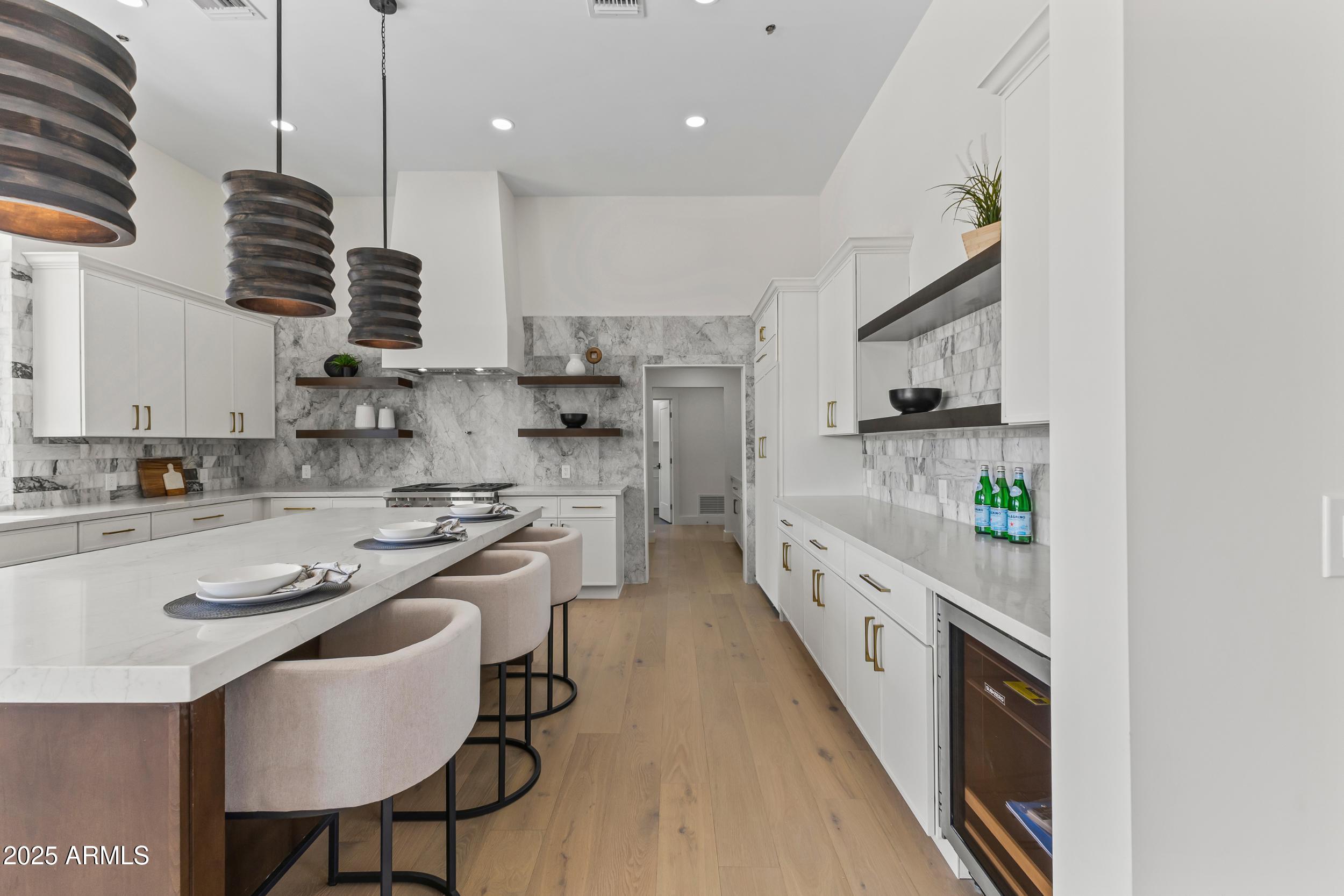 9611 E CLINTON Street