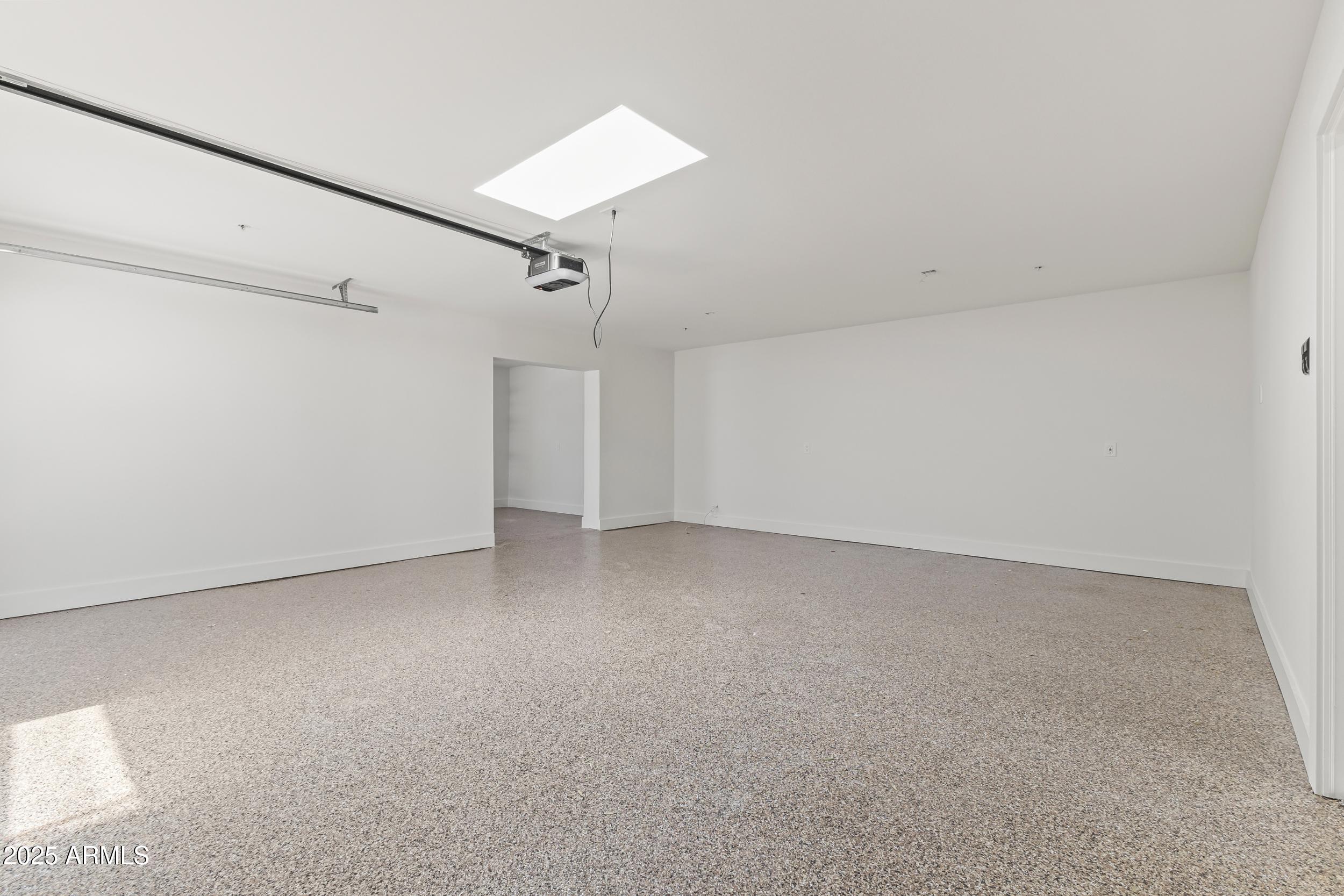 9611 E CLINTON Street