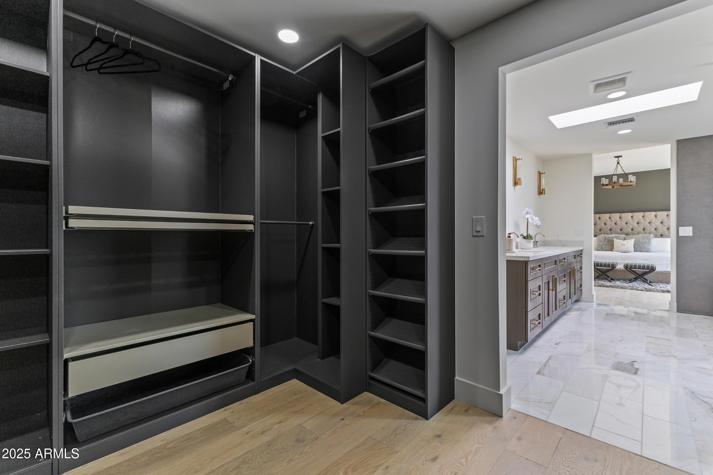 9611 E CLINTON Street