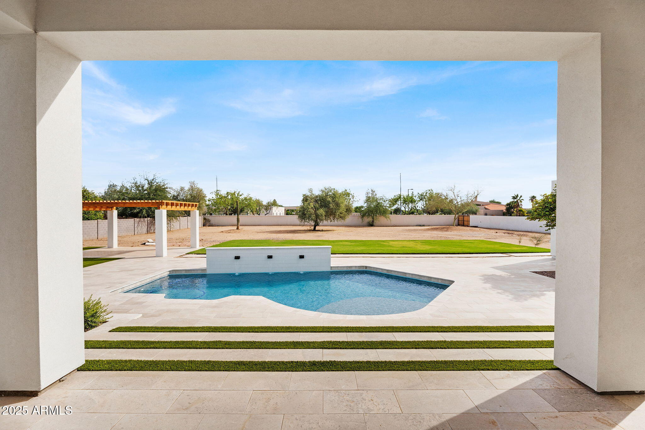 9611 E CLINTON Street