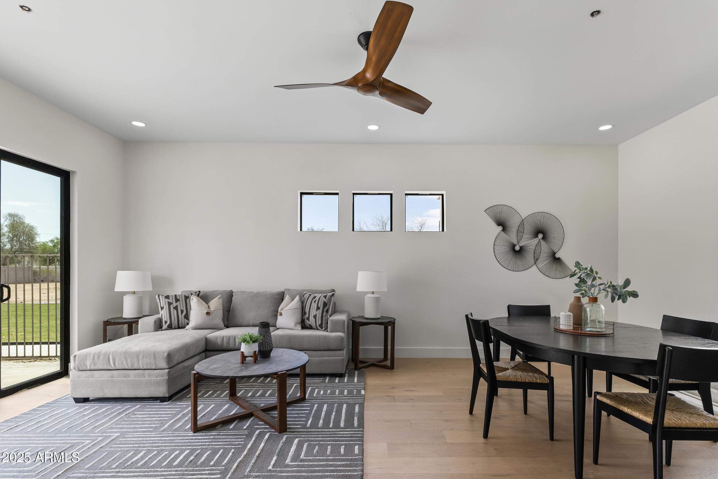 9611 E CLINTON Street