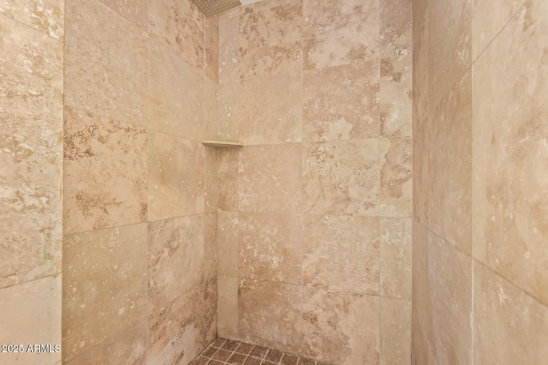 945 N MOUNTAIN VIEW Road