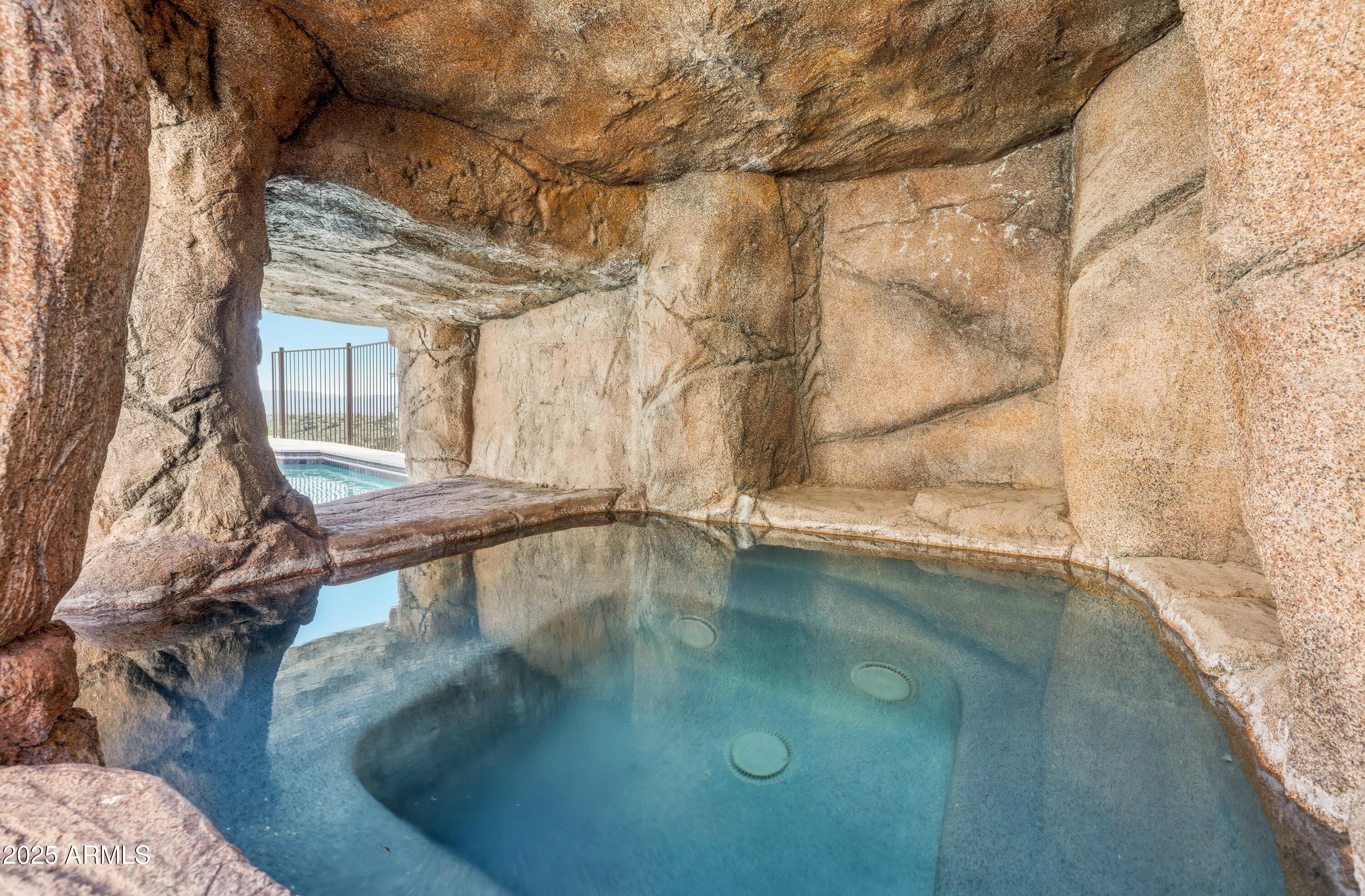 16648 N BOULDER Drive