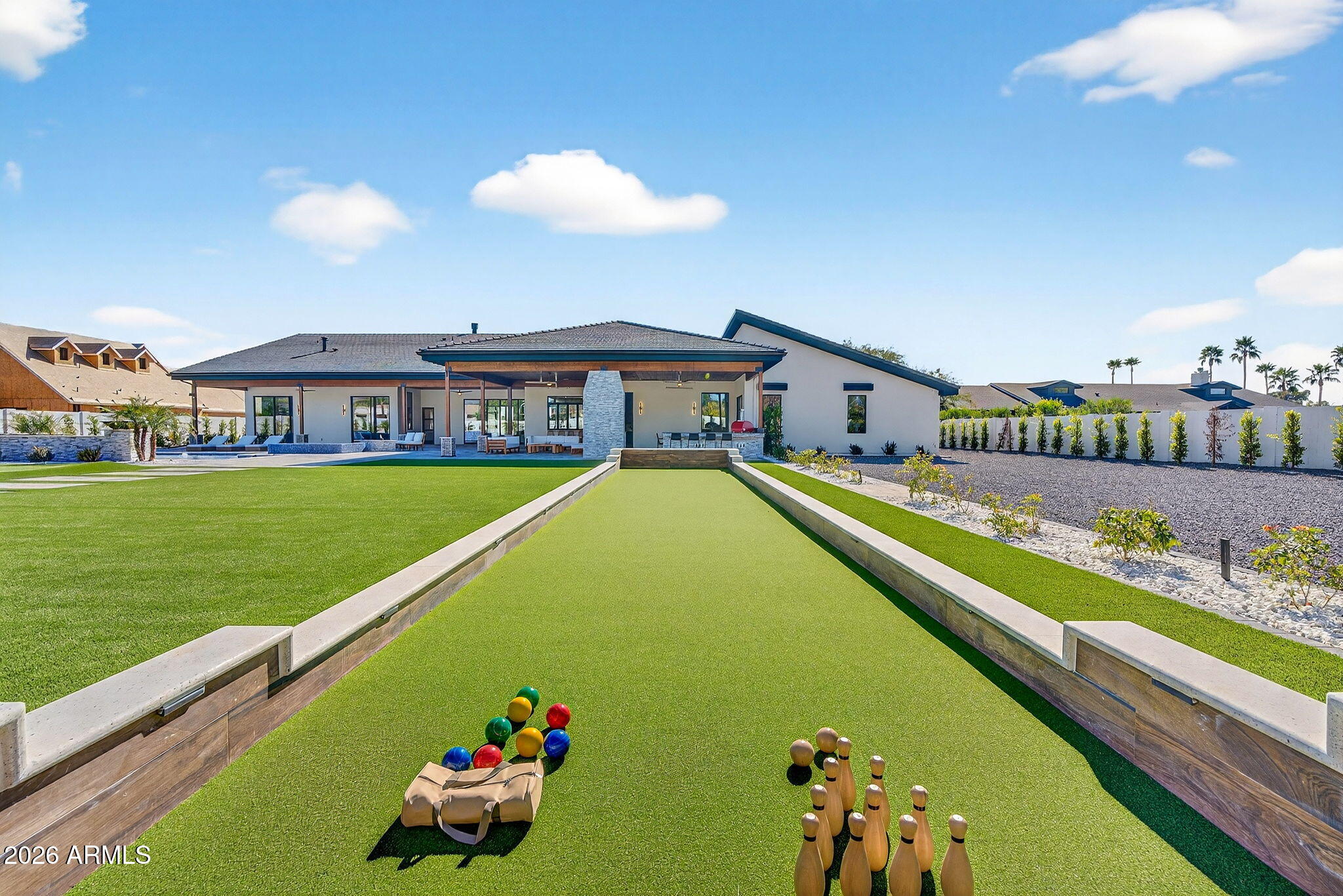 9892 E Charter Oak Road