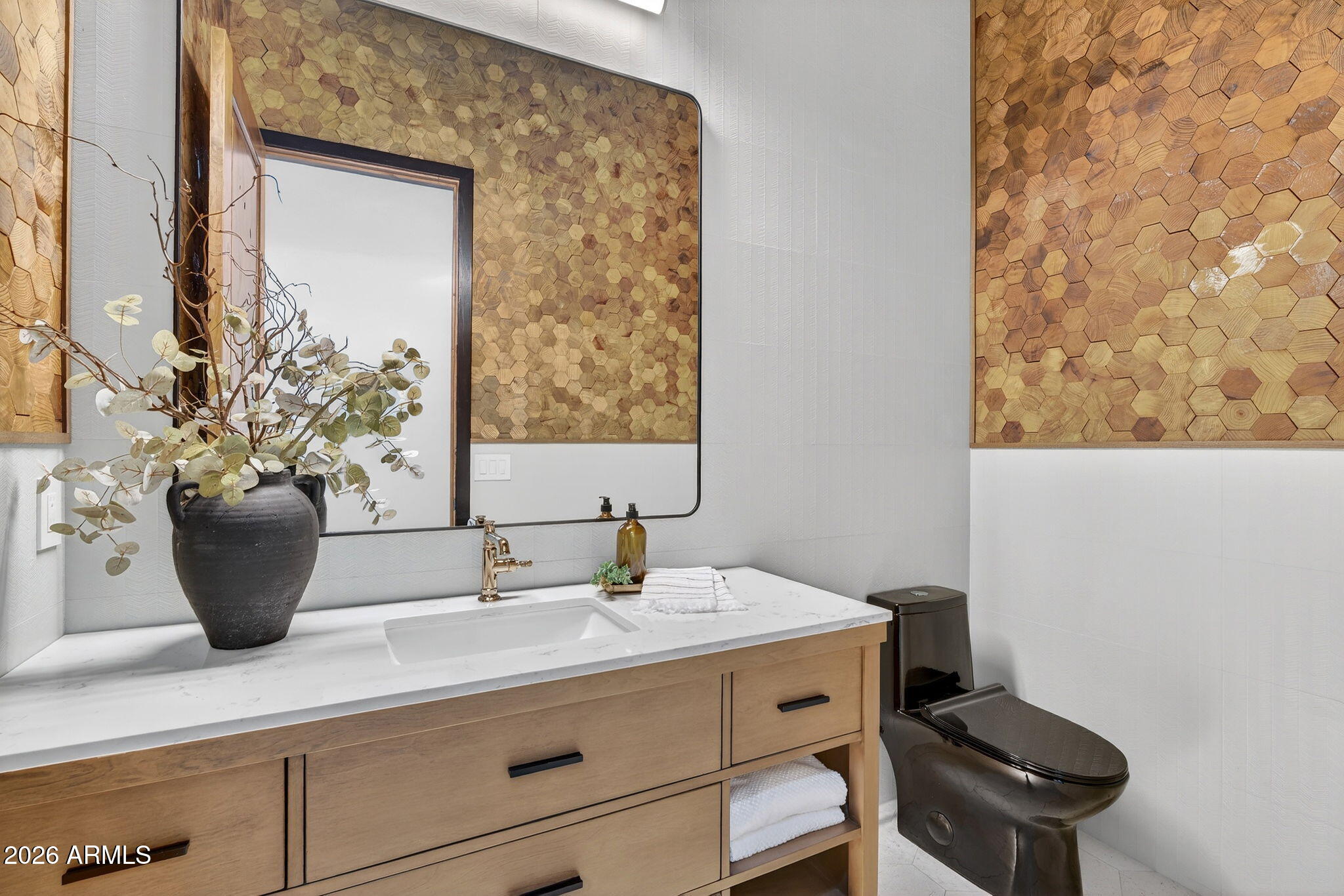 9892 E Charter Oak Road