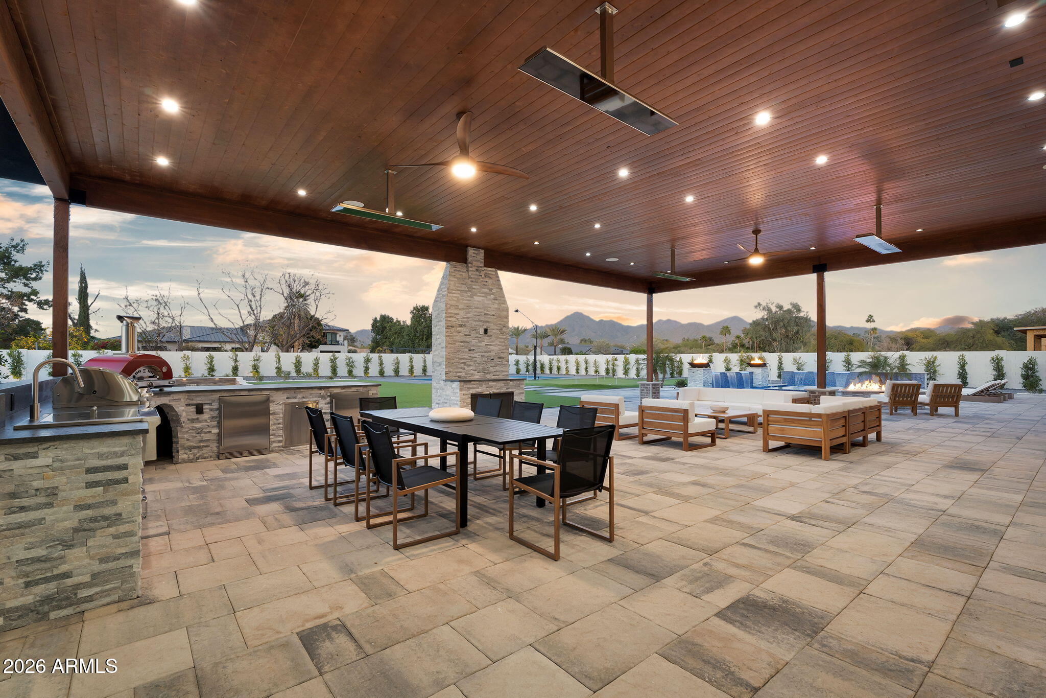 9892 E Charter Oak Road