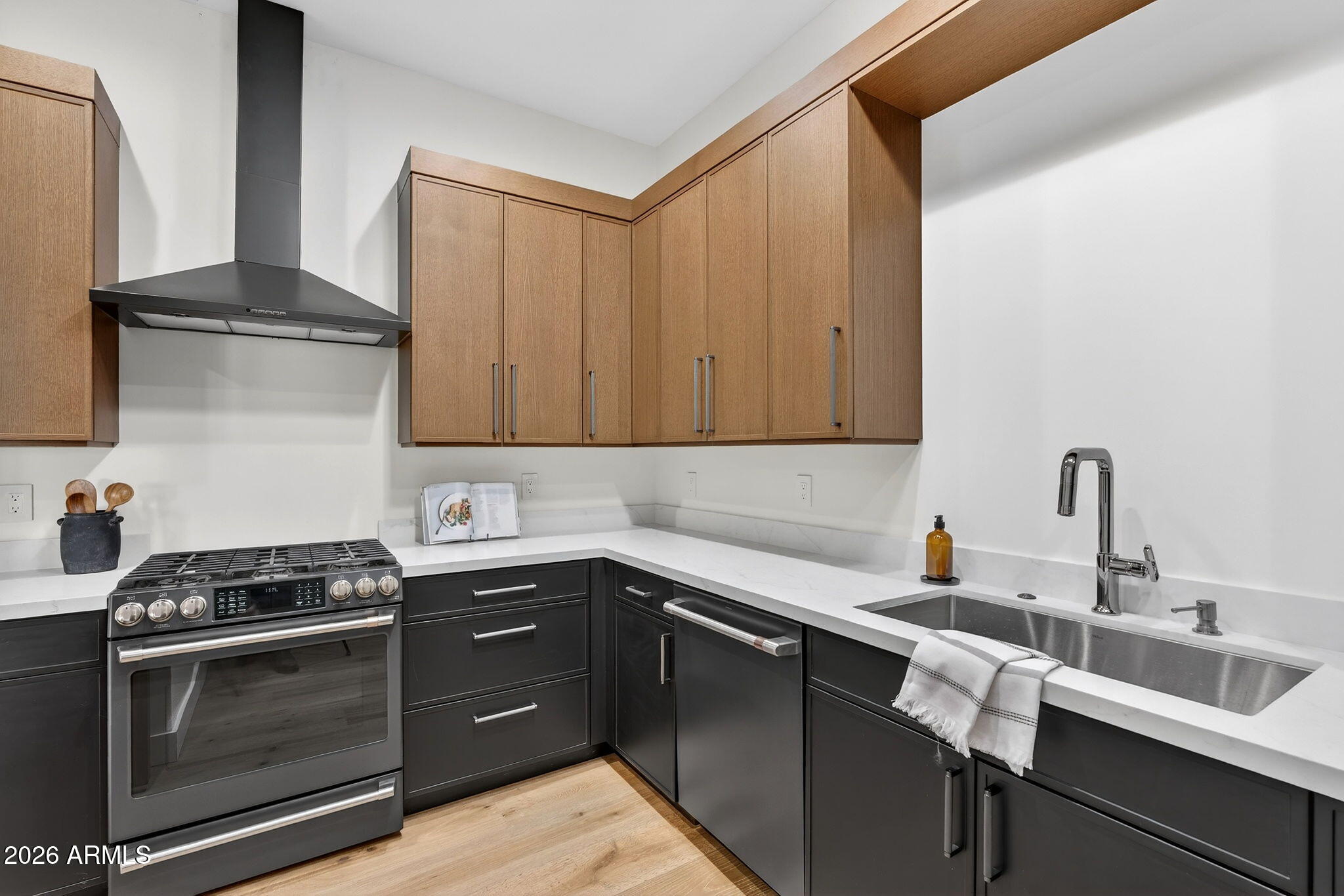 9892 E Charter Oak Road