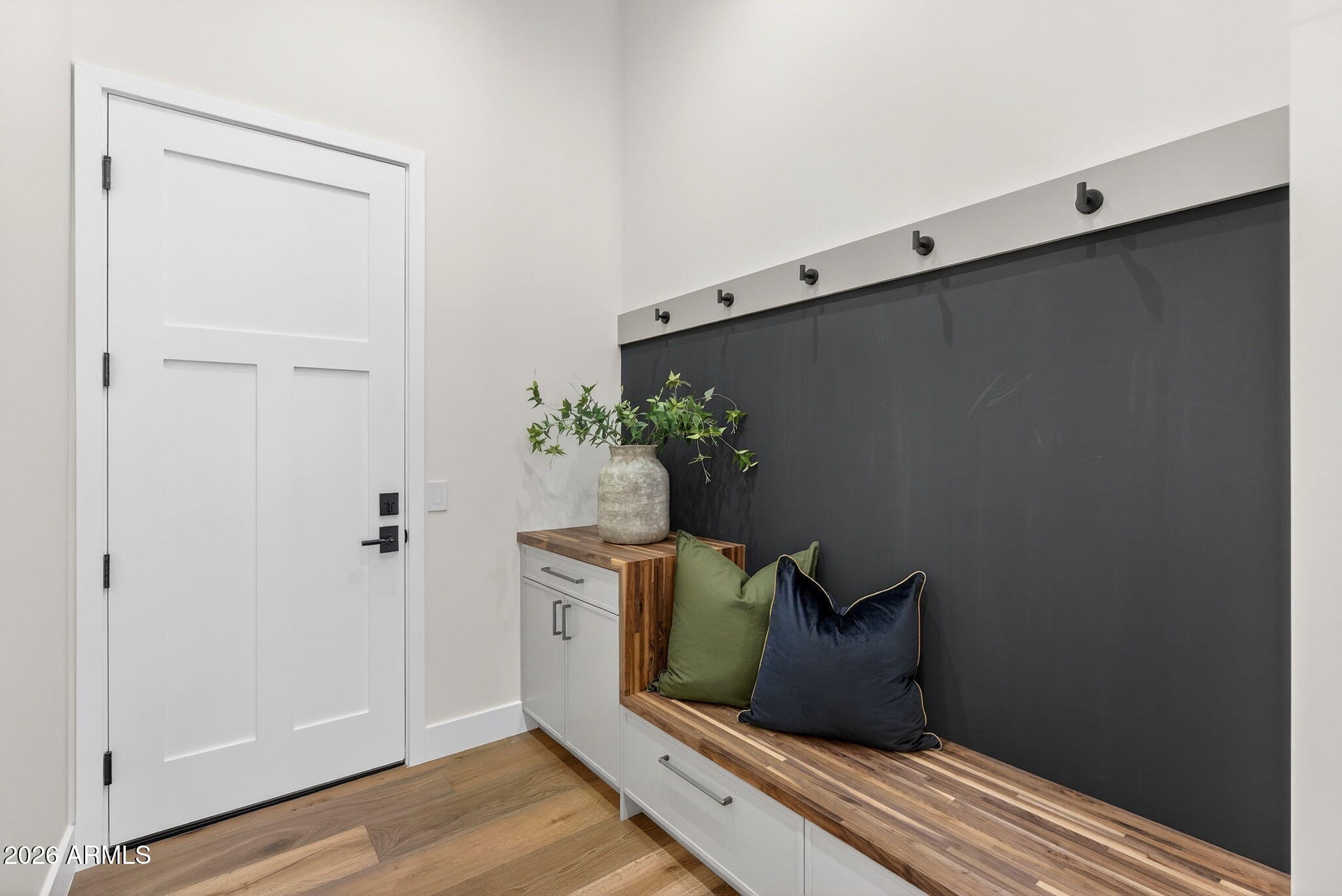 9892 E Charter Oak Road