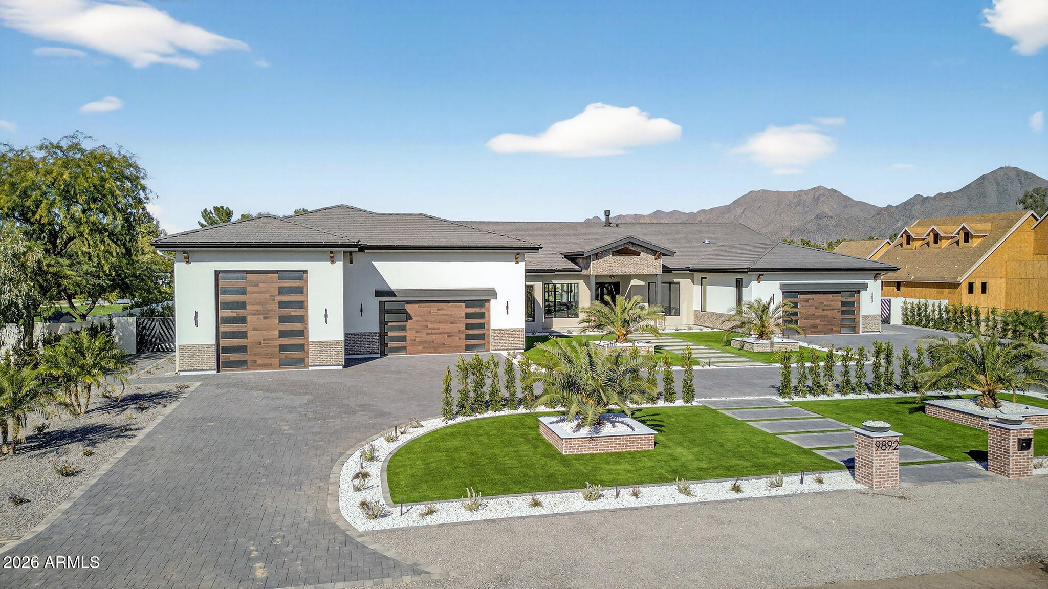 9892 E Charter Oak Road