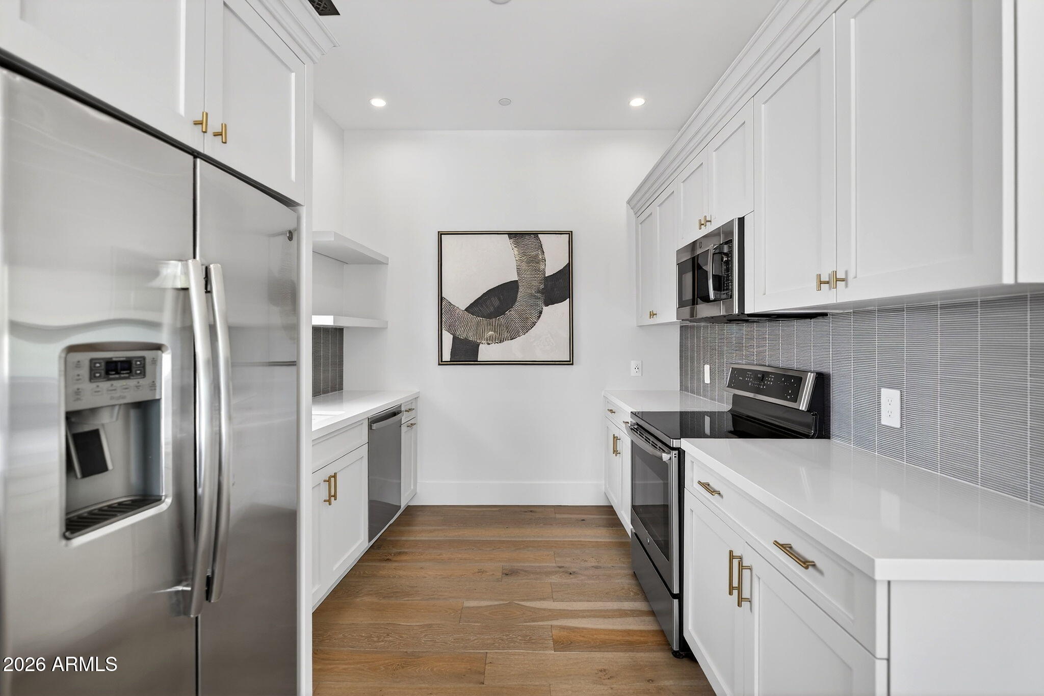 5617 E MONTECITO Avenue