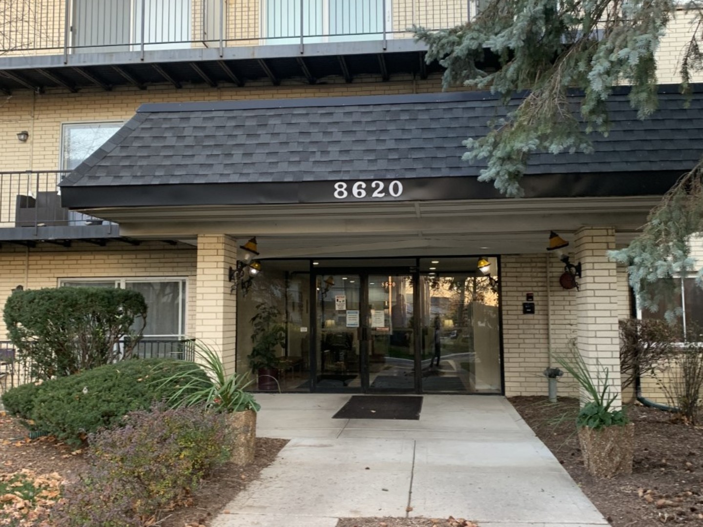 8620 Waukegan Road Unit: 504
